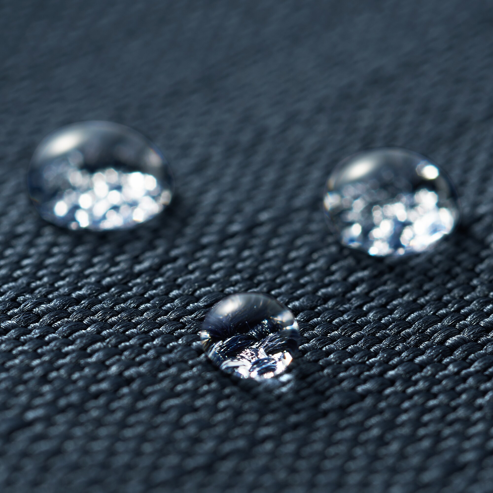 肩の負担を軽くする　撥水大容量リュックサック