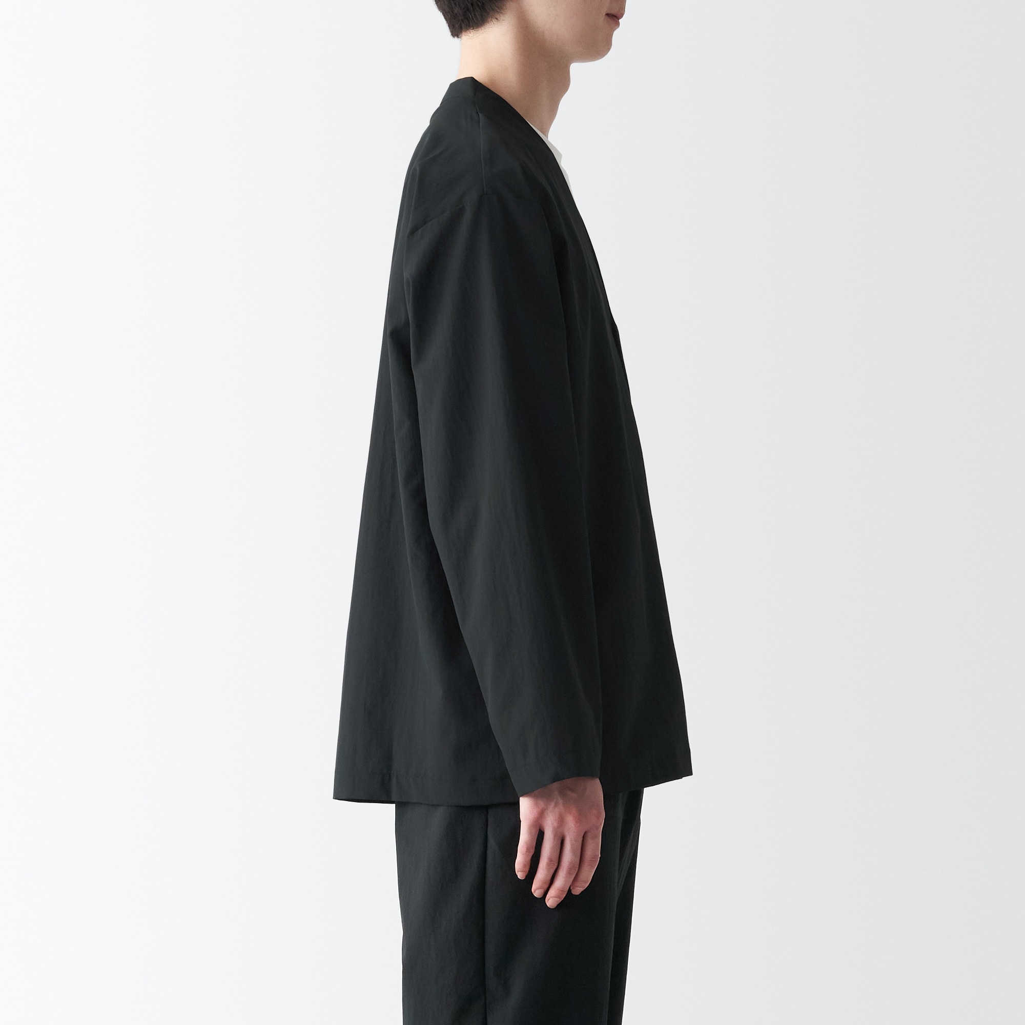 風を通すストレッチカーディガン