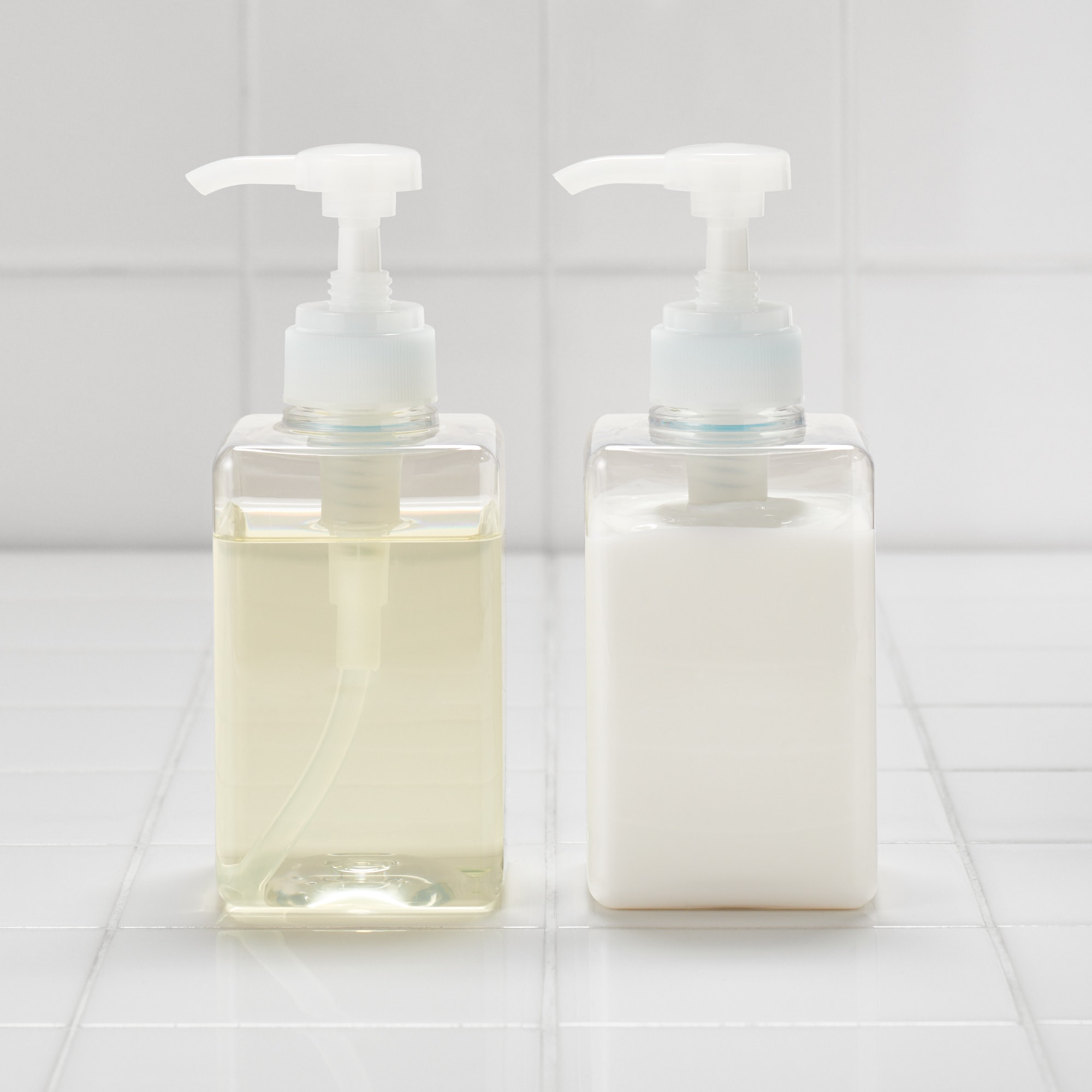 エイジングケアシャンプー　３４０ｍＬ