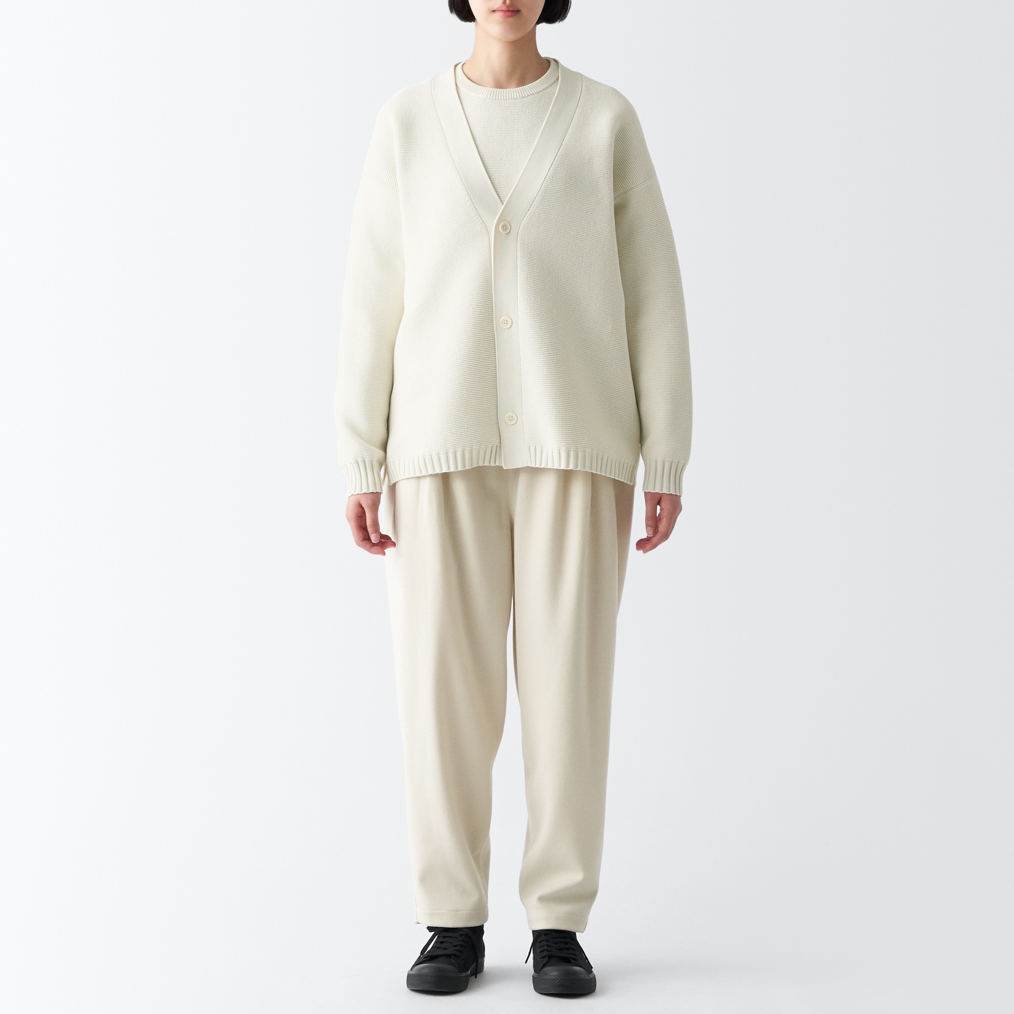 あたたかくて洗えるＶネックカーディガン