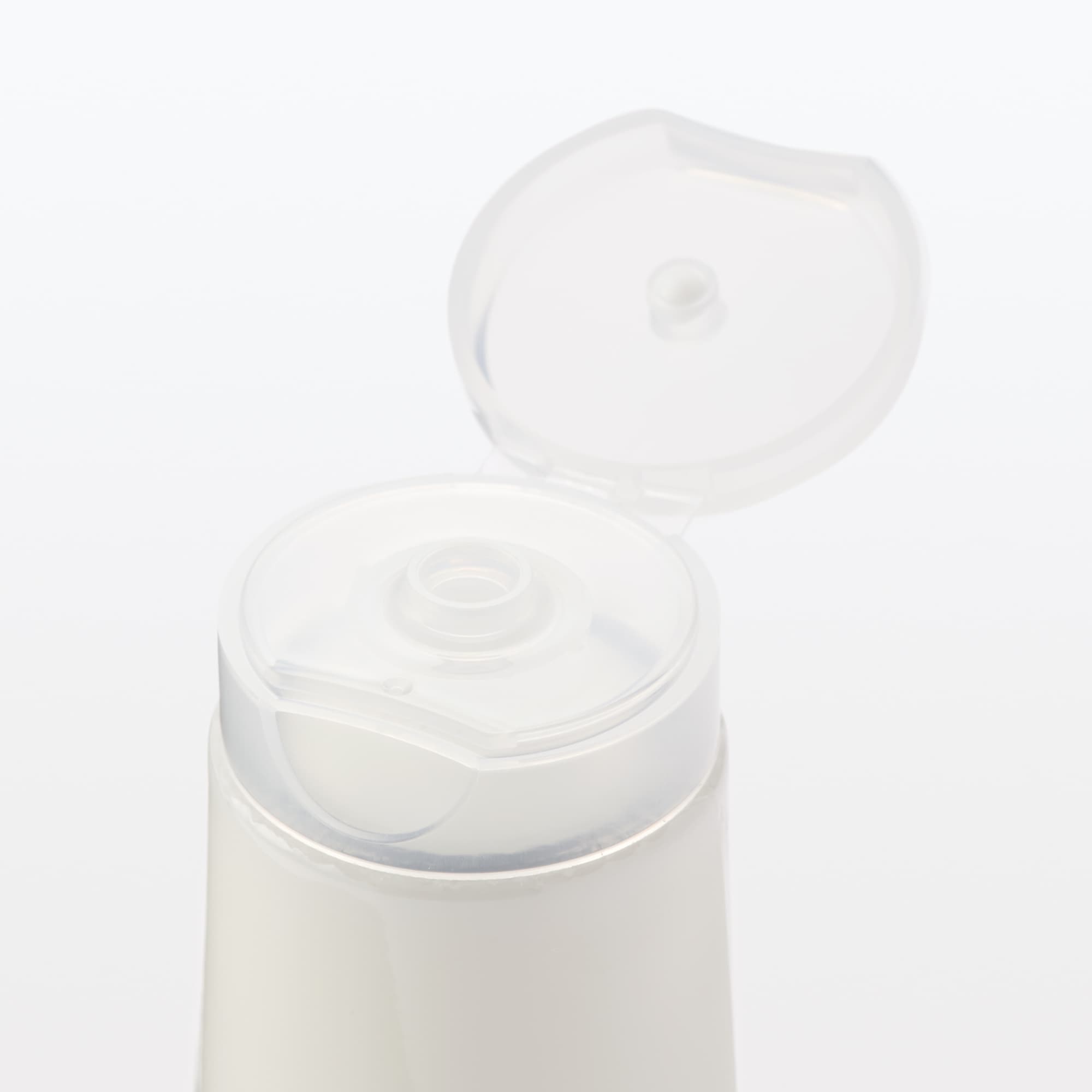 マイルドクリームクレンジング　１００ｇ