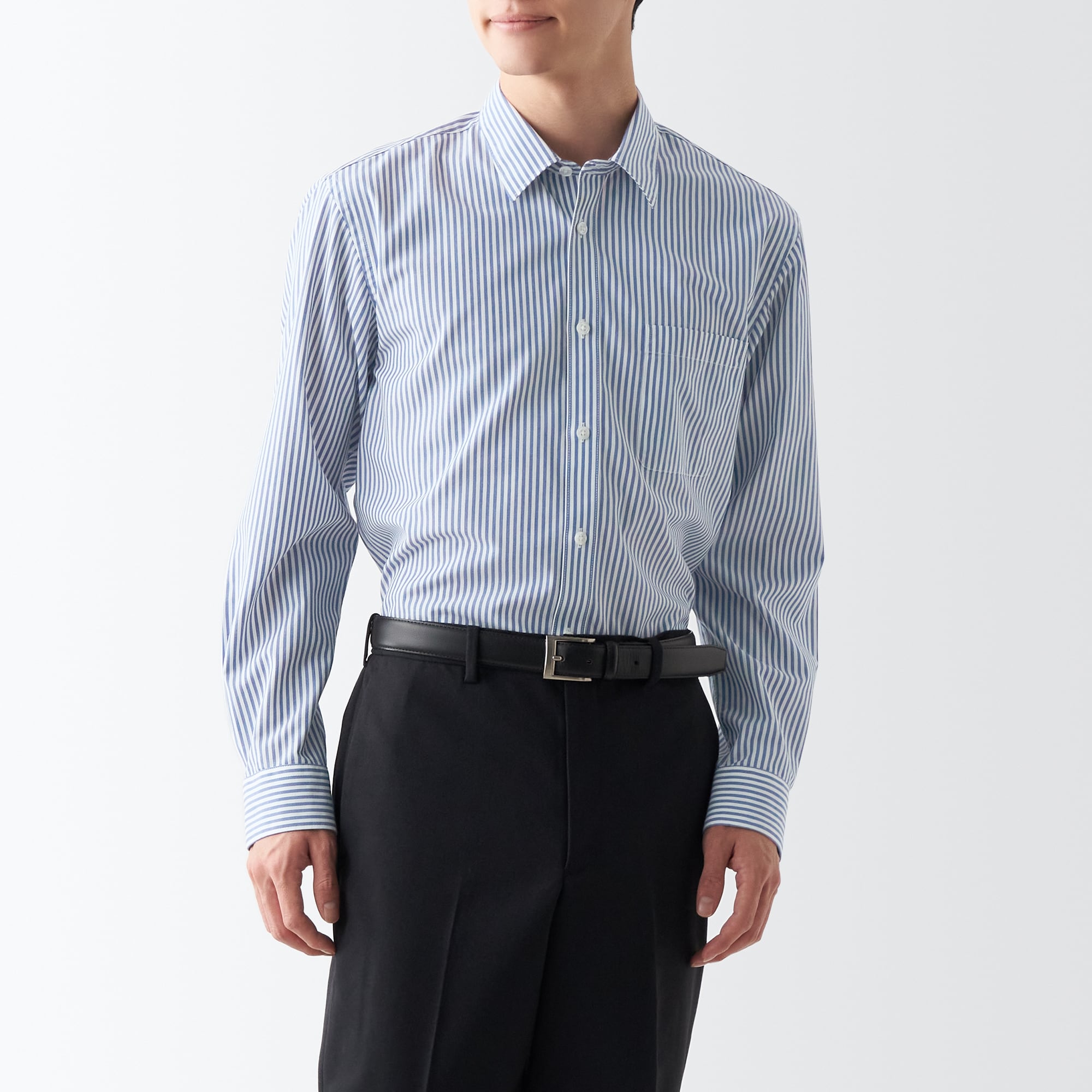 シワになりにくい長袖シャツ