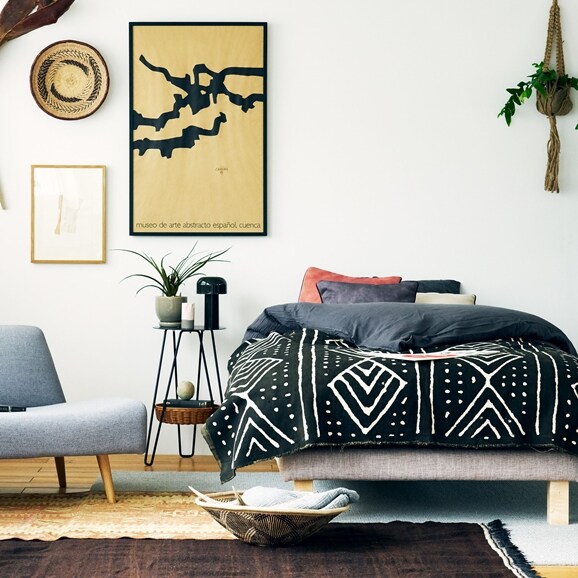 ［ＩＤＥＥ］ＷＡＬＬＡＢＹ　ＳＩＤＥ　ＴＡＢＬＥ