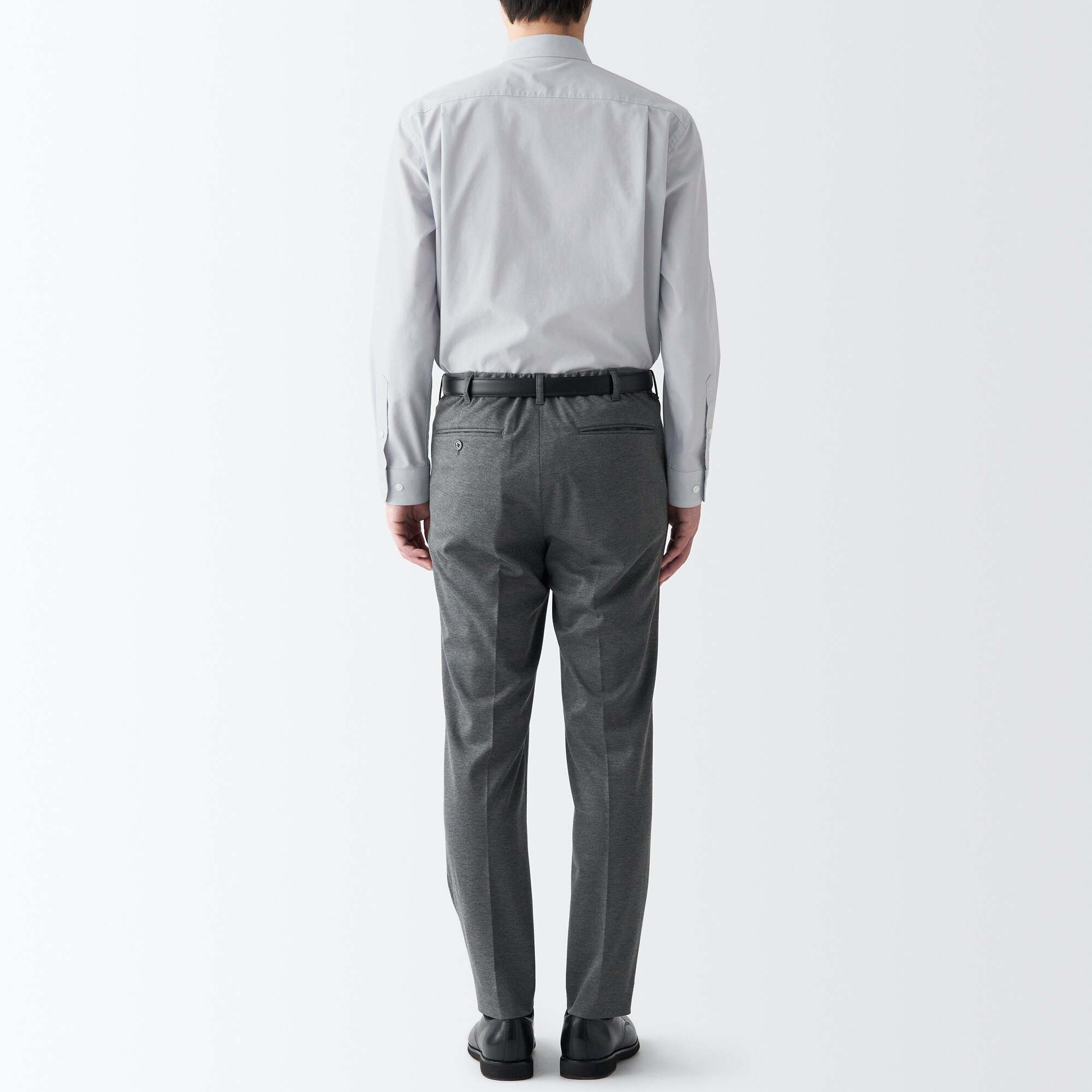 シワになりにくい長袖シャツ