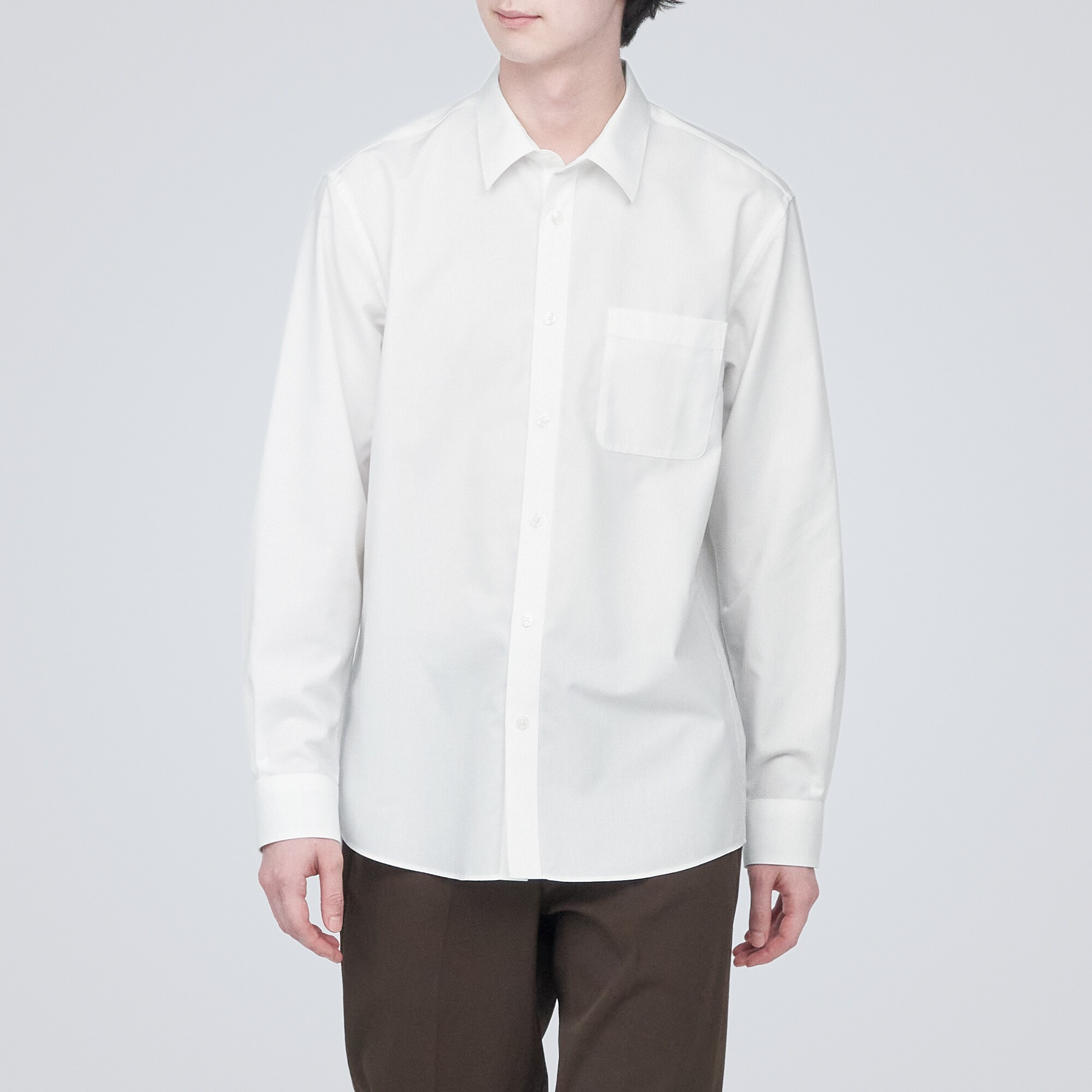 シワになりにくい長袖シャツ