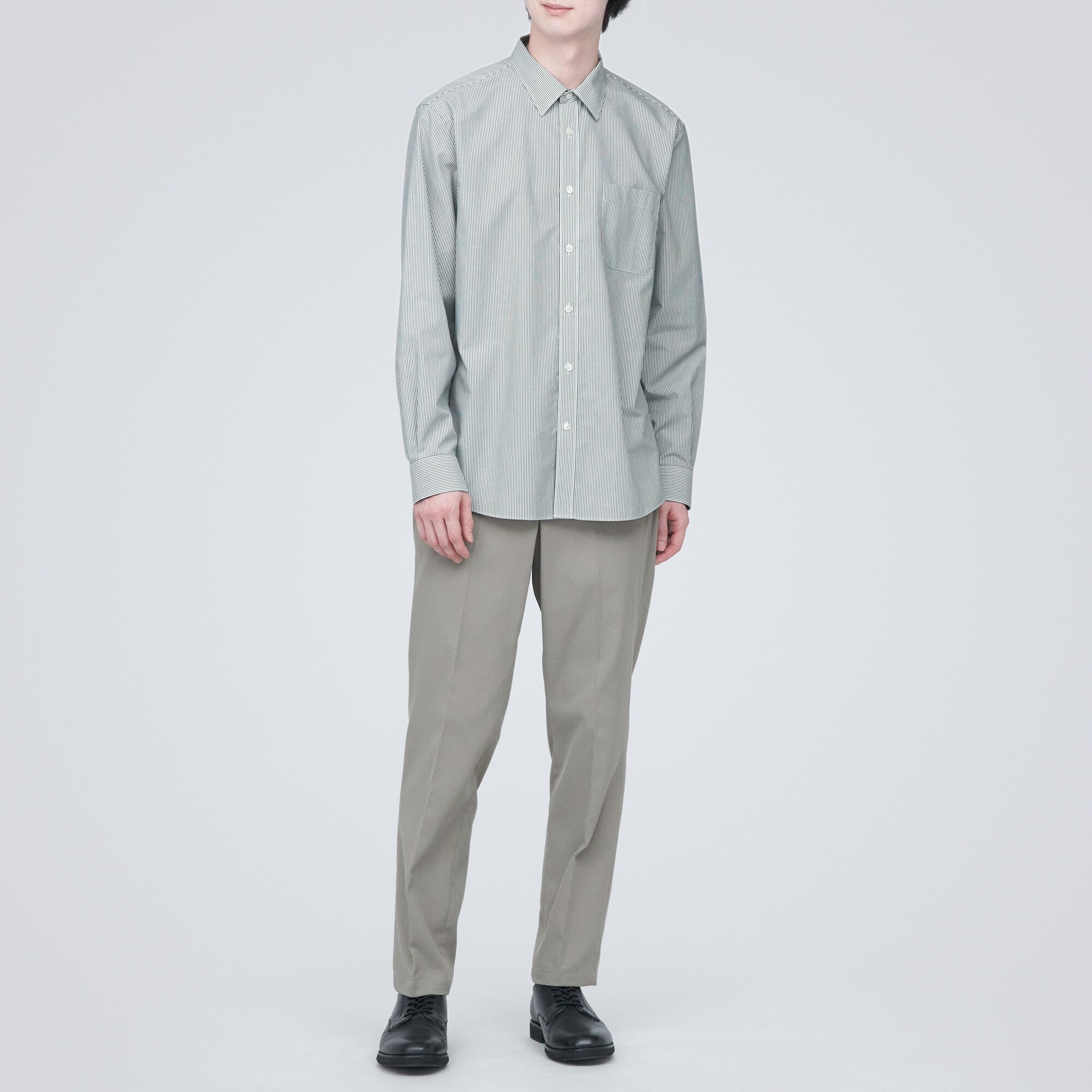 シワになりにくい長袖シャツ