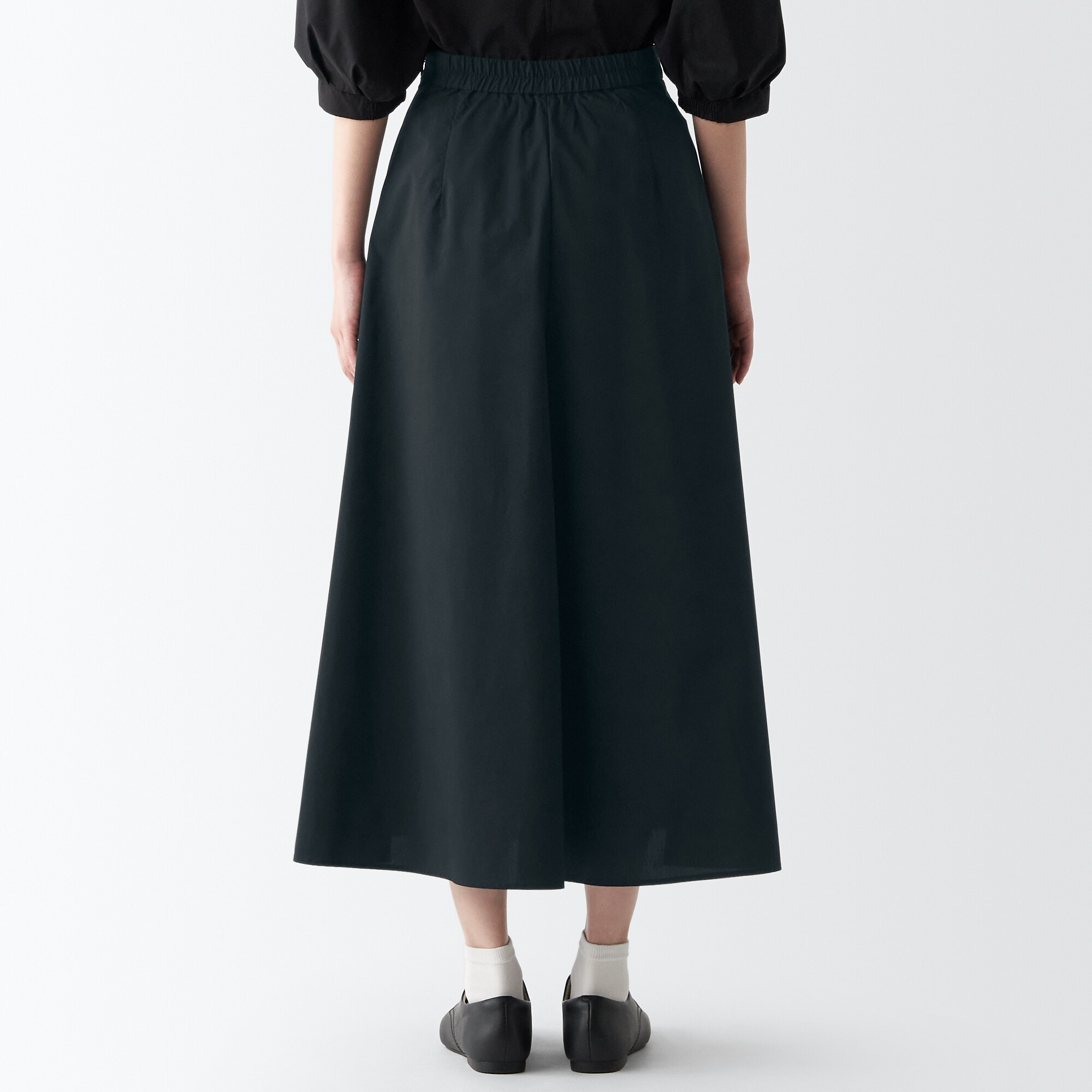乾きやすいフレアスカート