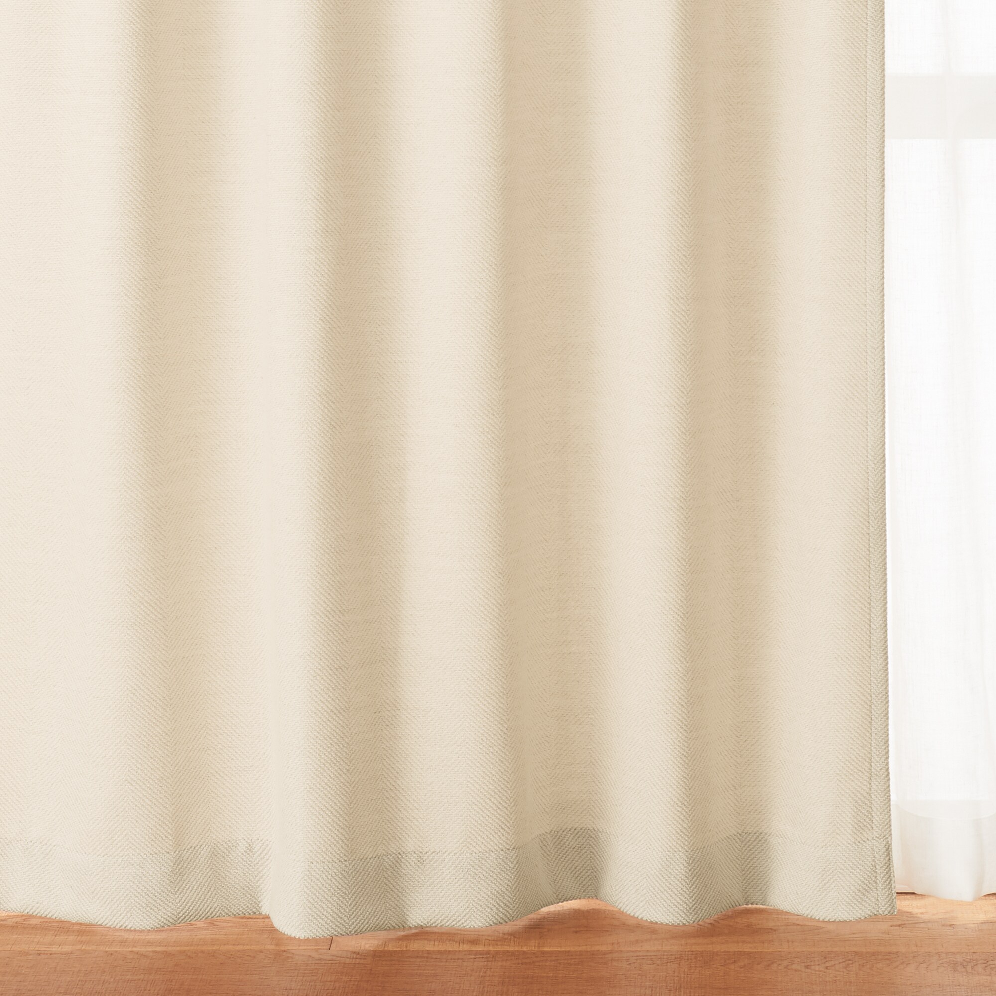 ポリエステルシェニールヘリンボーン（防炎）ノンプリーツカーテン／アイボリー
