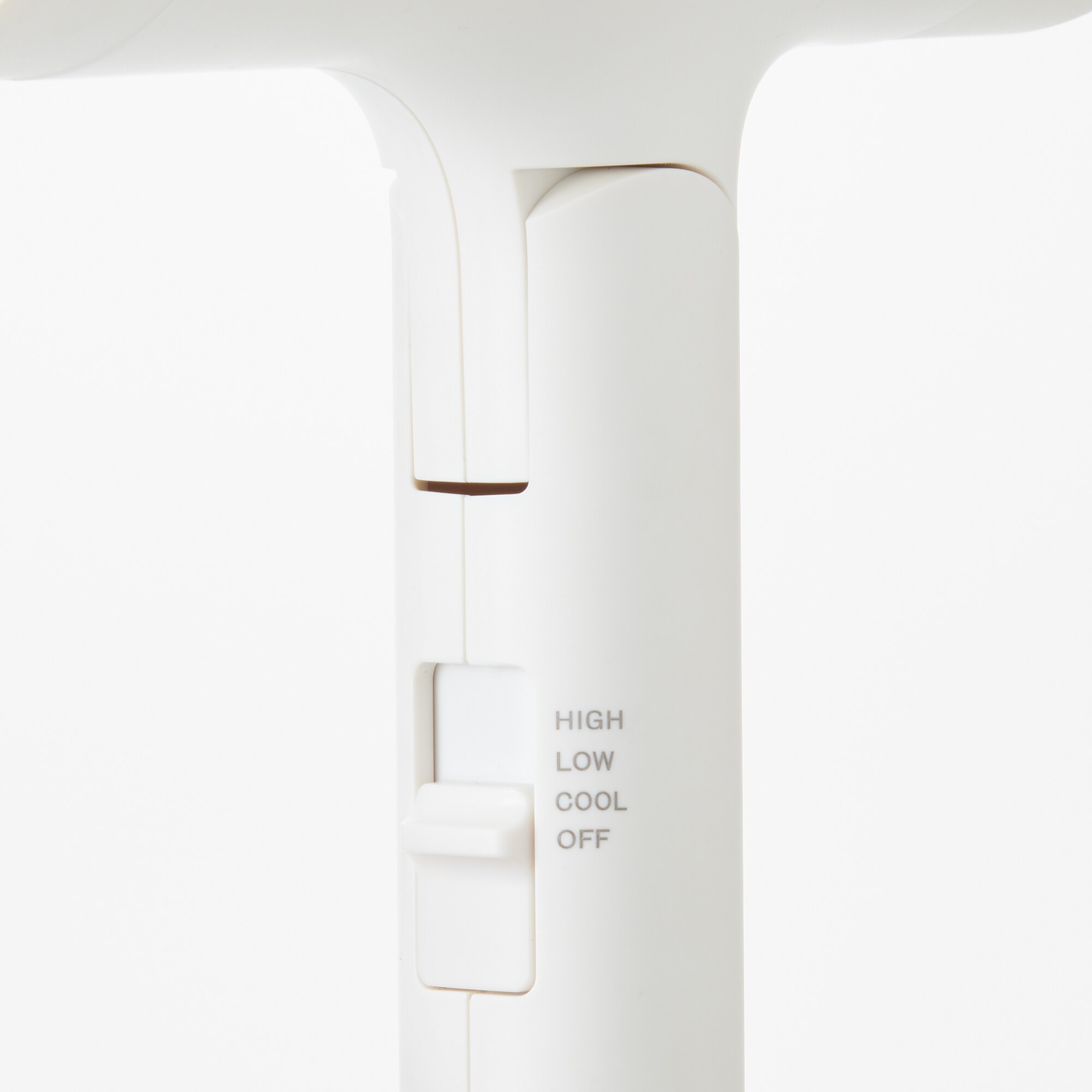 マイナスイオンヘアドライヤー