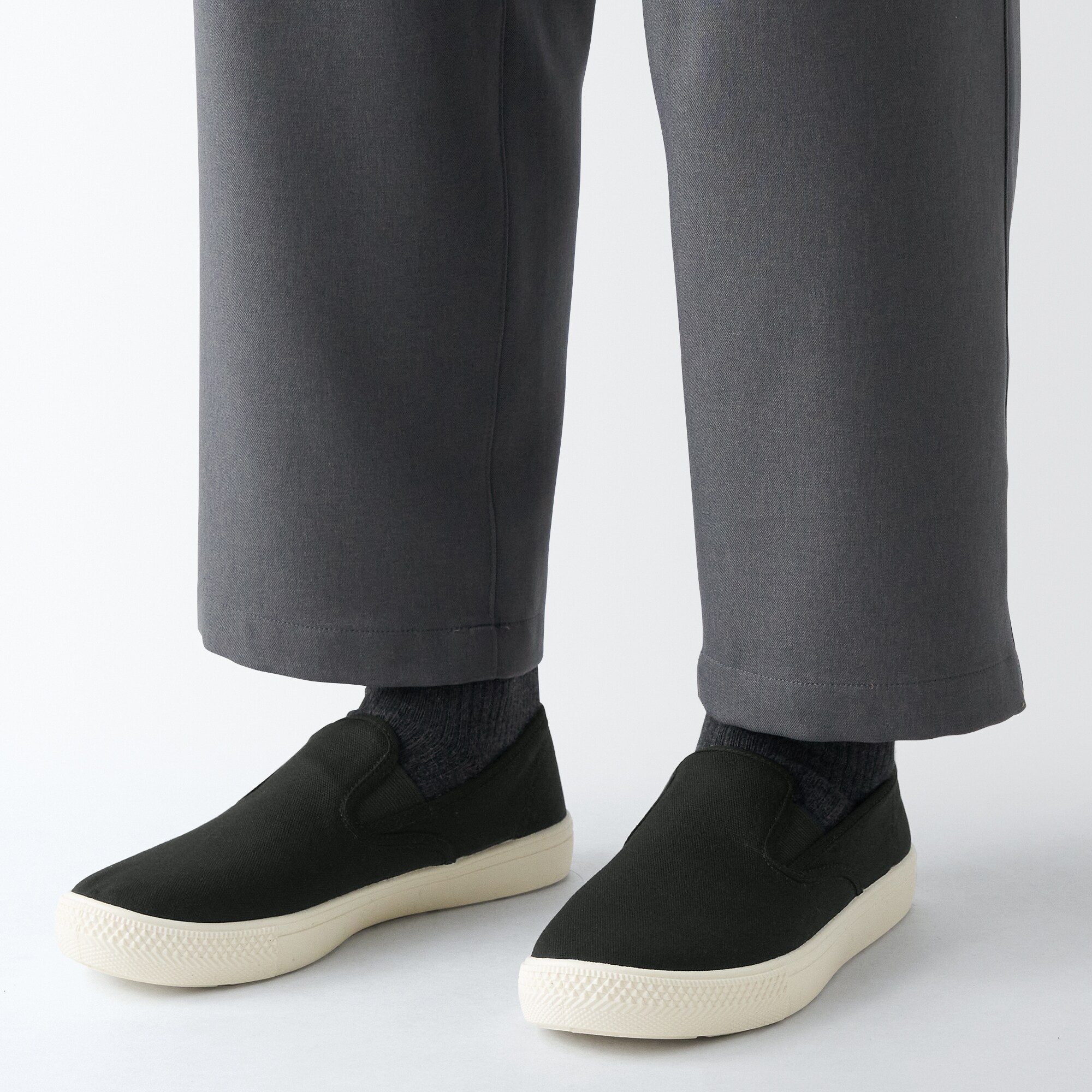 紳士　撥水スリッポンスニーカー