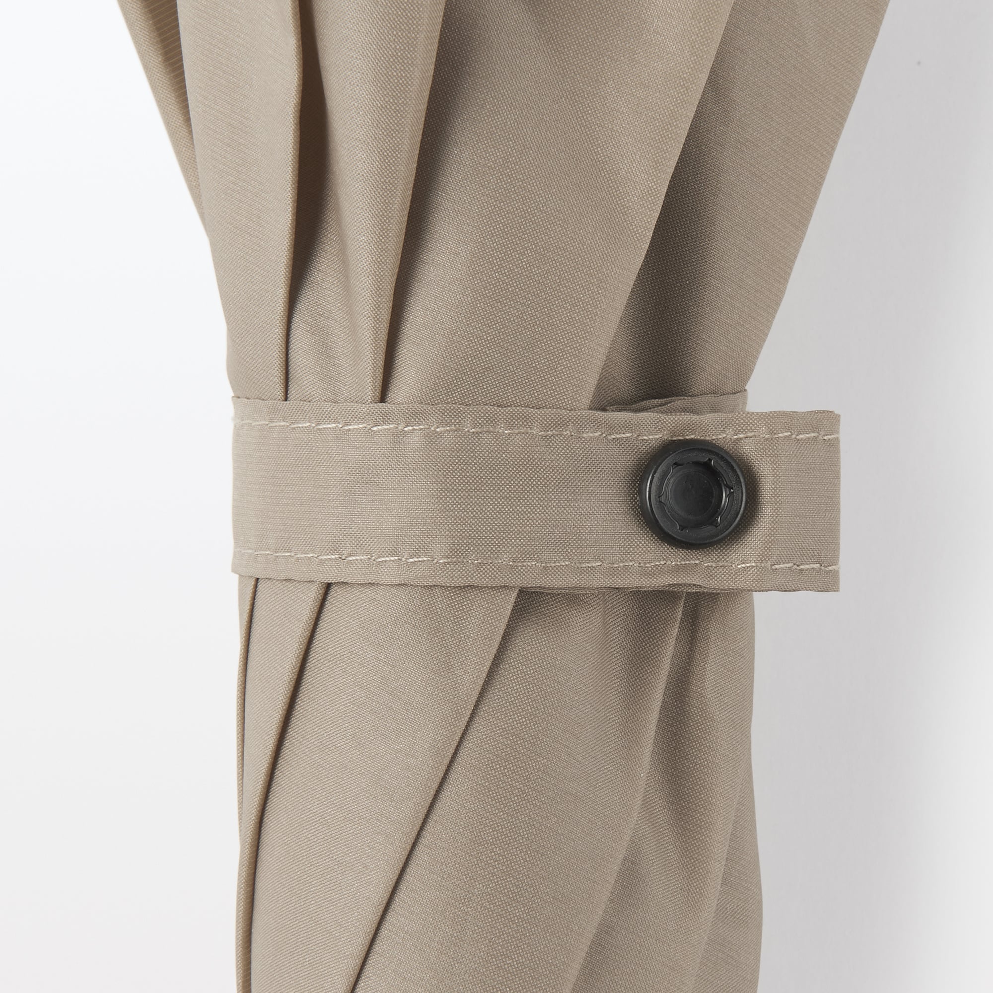 しるしのつけられる　傘　