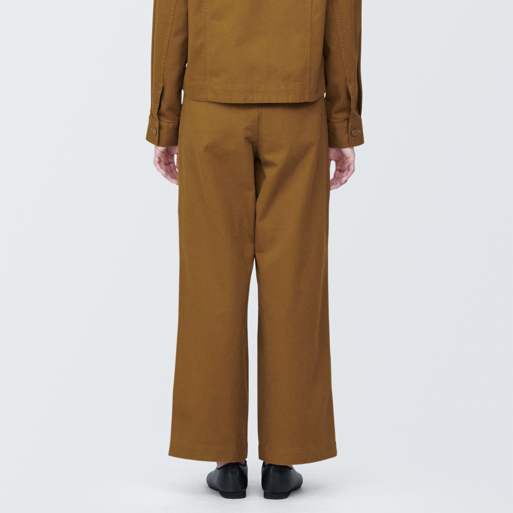 婦人　木の実から作ったカポック混タックワイドパンツ