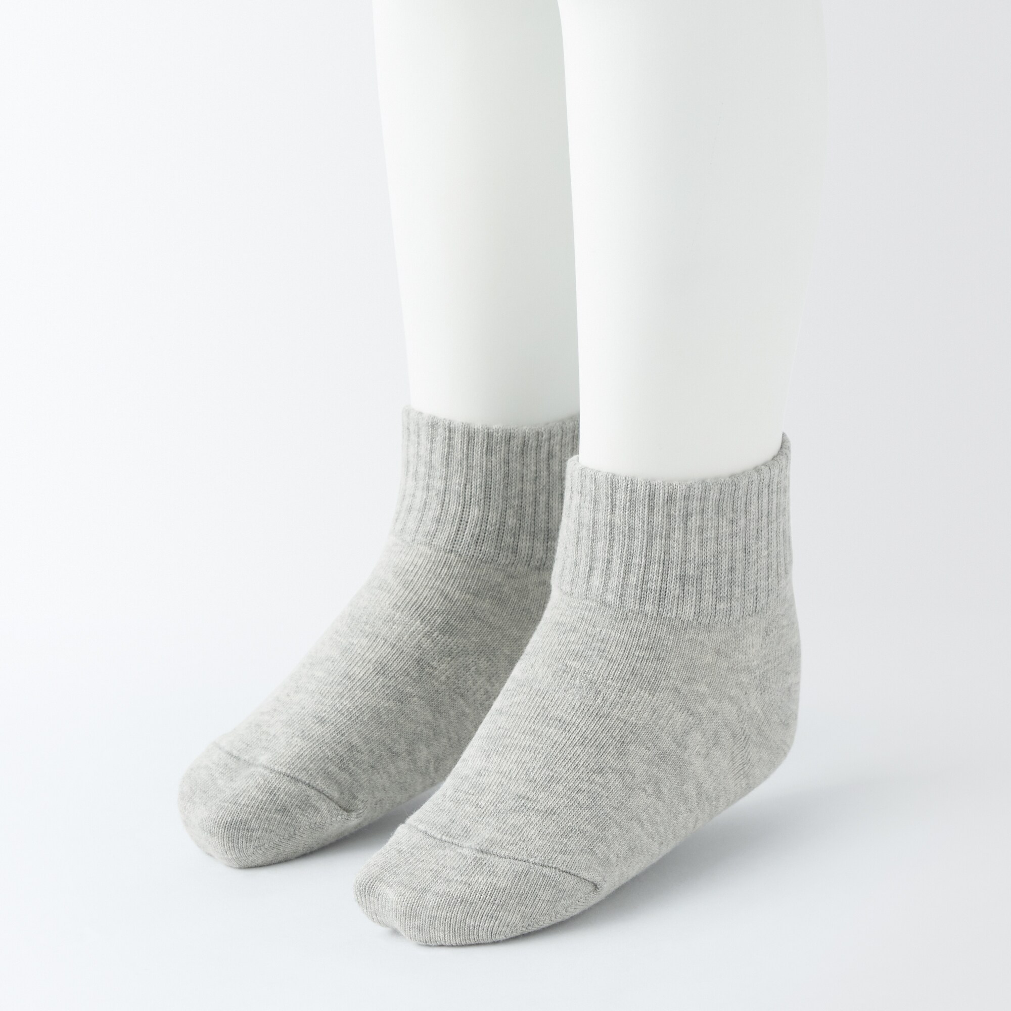 キッズ　足なり直角　ショート丈靴下