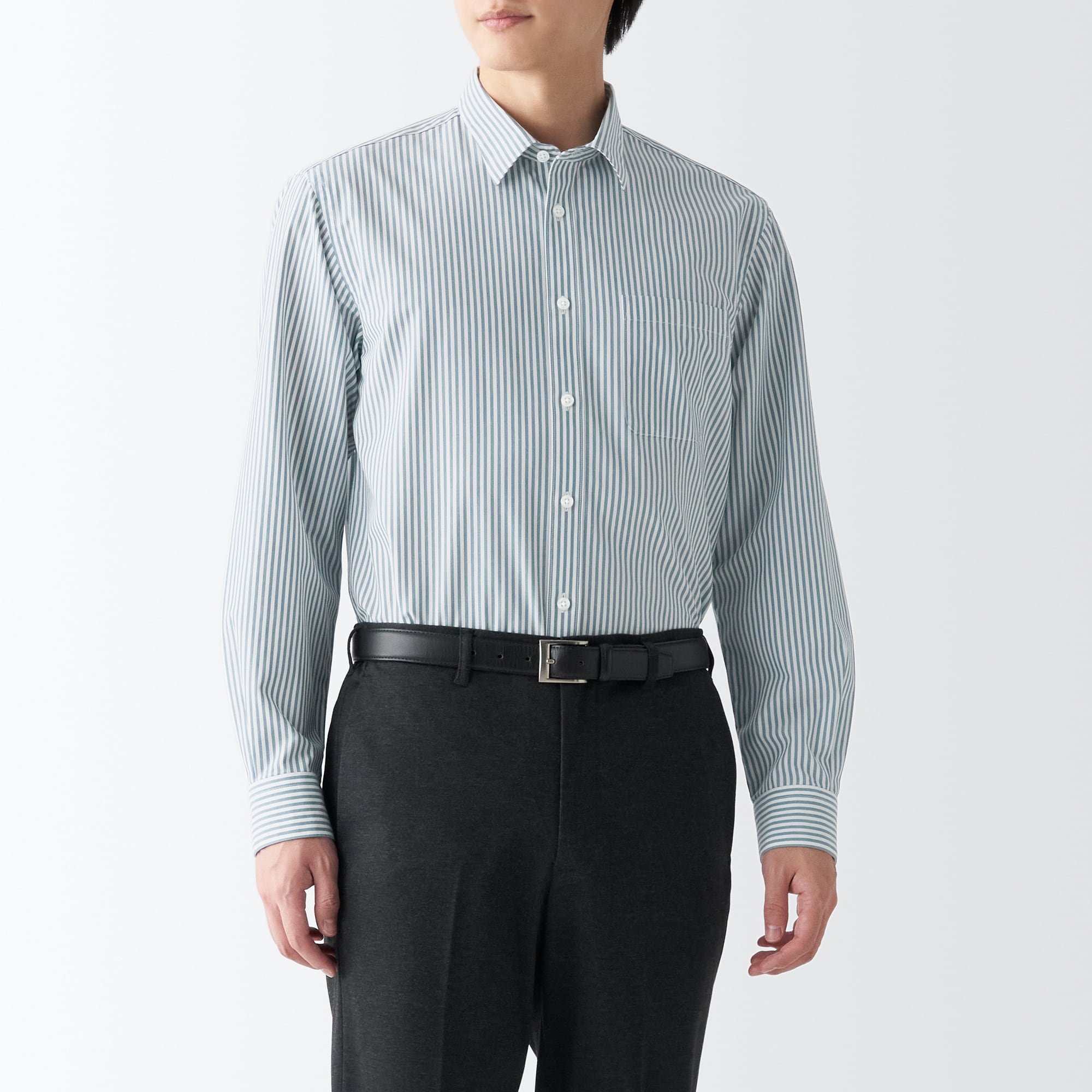 シワになりにくい長袖シャツ