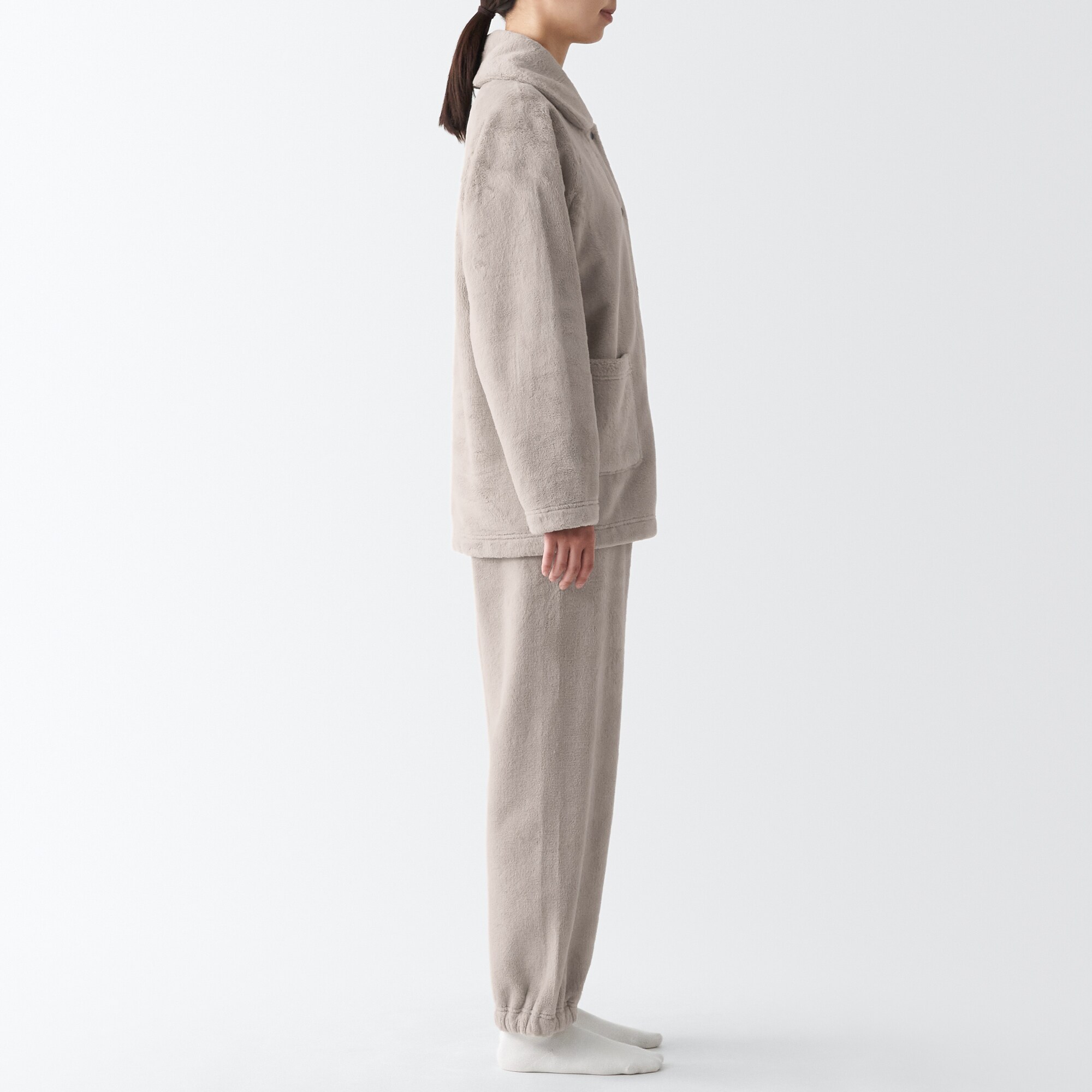 【毛布にくるまった温かさ】静電気が起きにくい　着る毛布　パジャマ（新仕様・ポケット付）