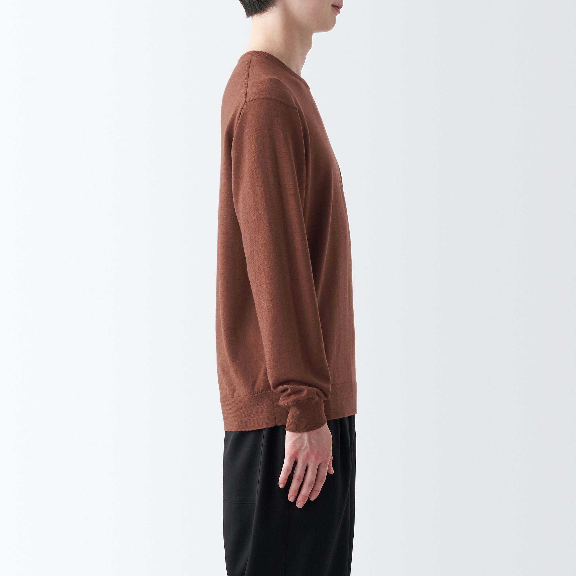 洗えるウールハイゲージクルーネックセーター