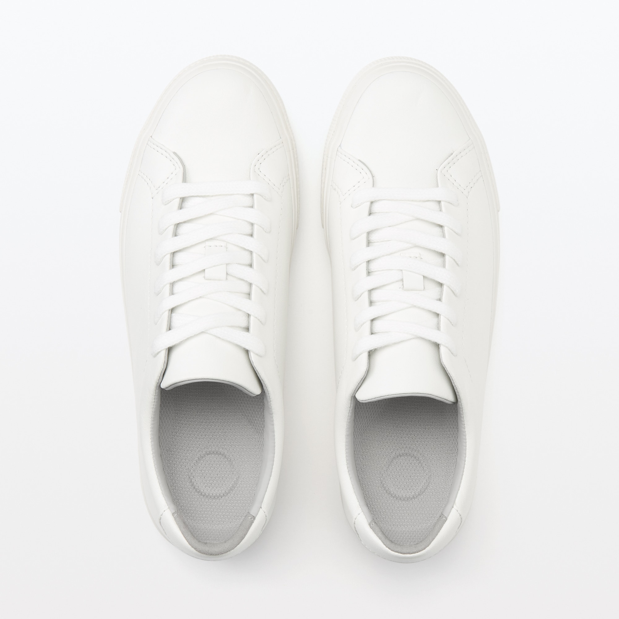 婦人　疲れにくい　再生レザースニーカー