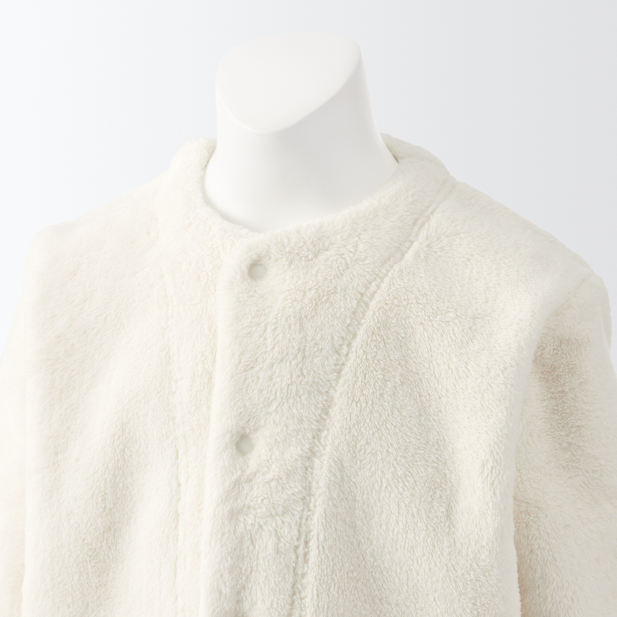 静電気が起きにくい　着る毛布パジャマ（キッズ）