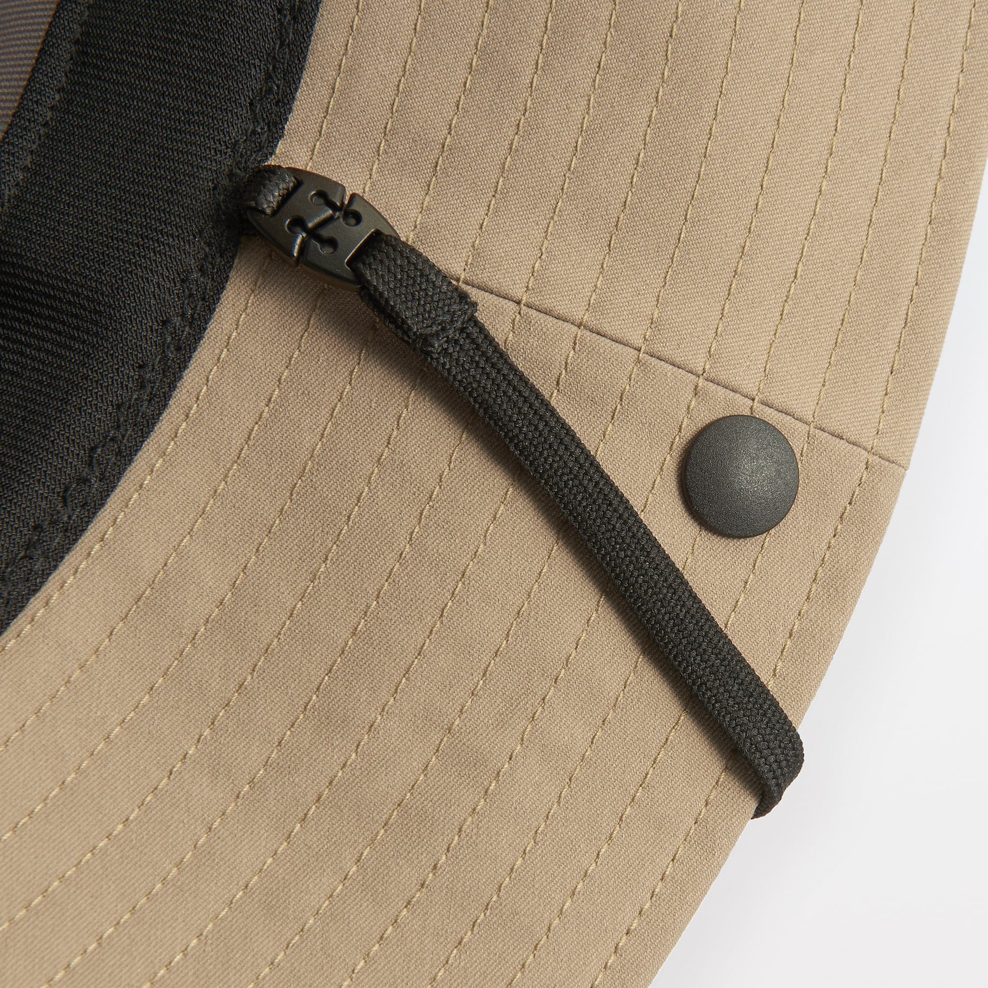 ＵＶカット　透湿撥水　防水テープ使い　サファリハット