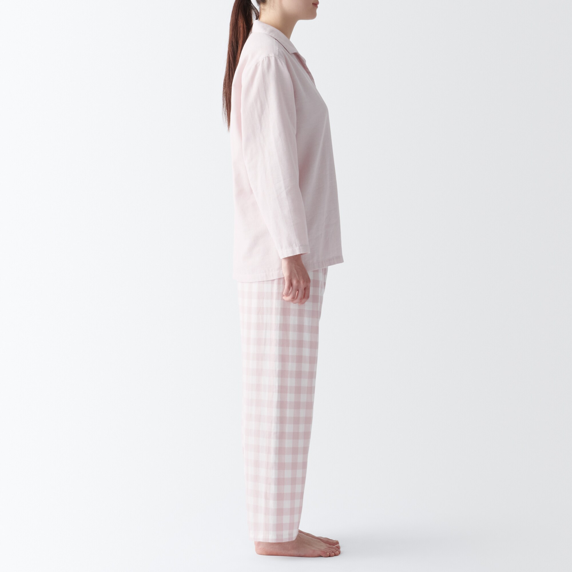 婦人　脇に縫い目のない　二重ガーゼパジャマ