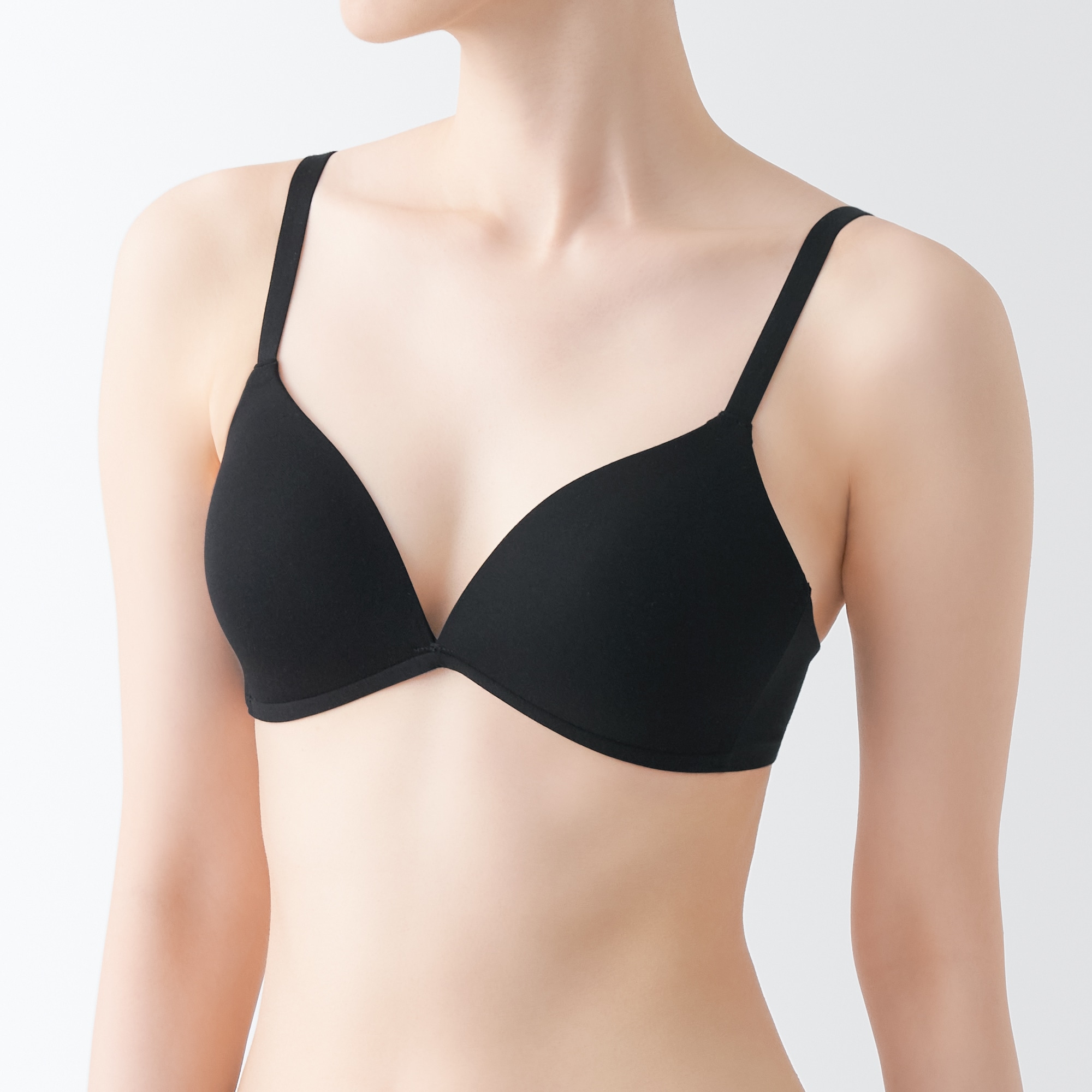 ノンワイヤーモールド　ブラジャー