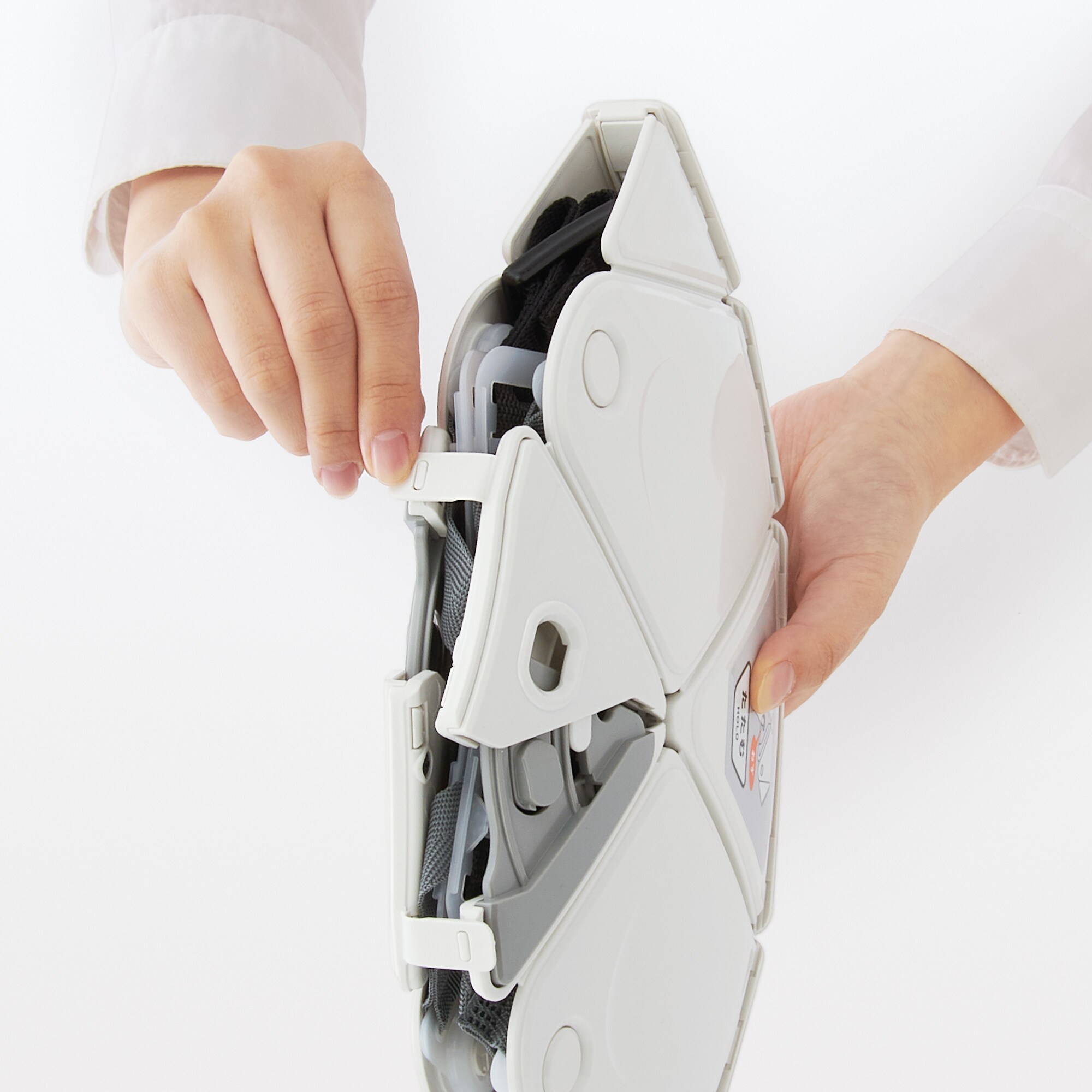 折りたためるヘルメット　キッズ