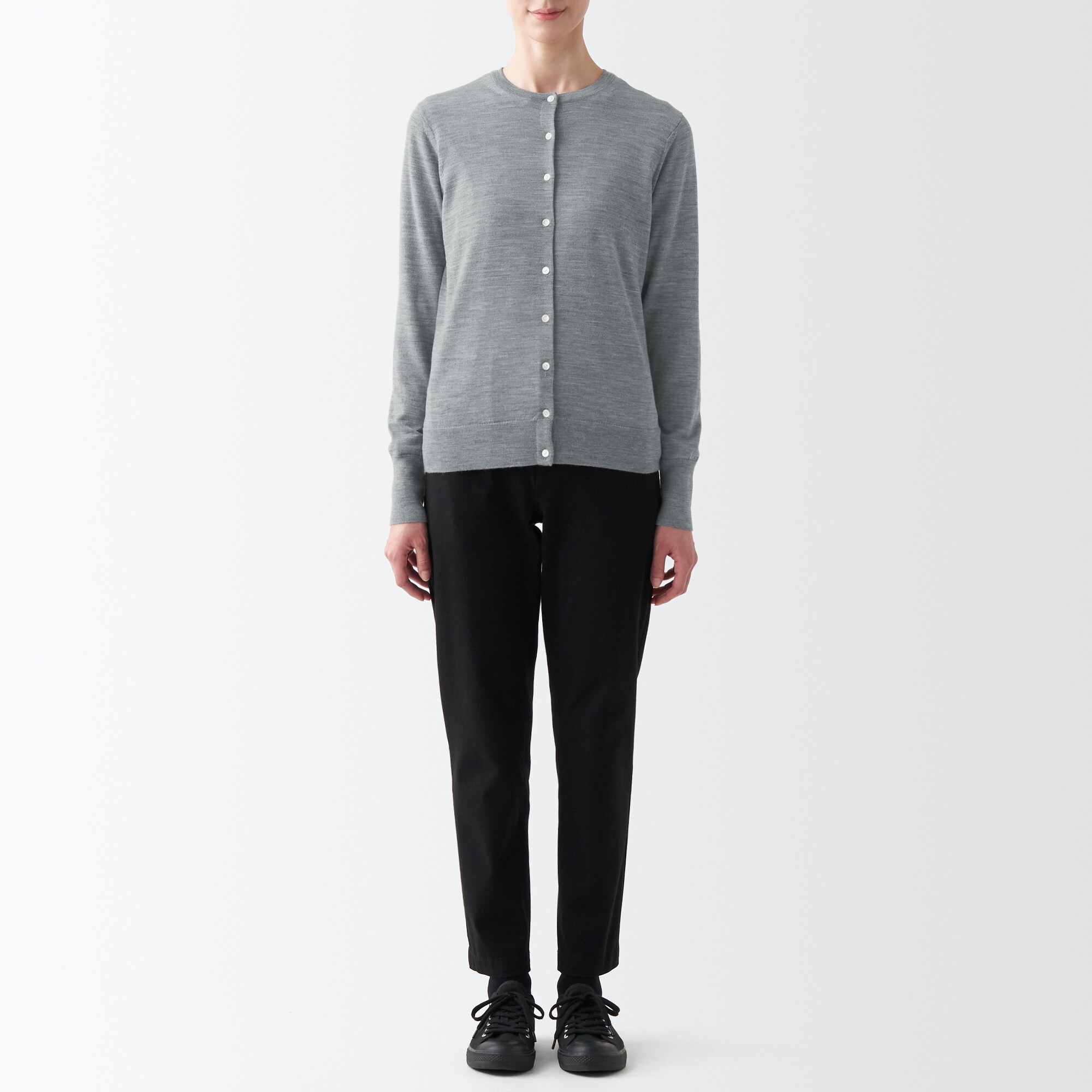 メリノウールクルーネックカーディガン