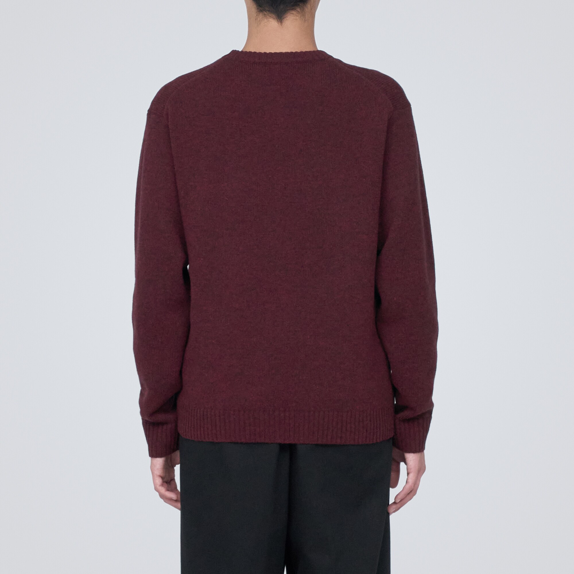 洗えるウールミドルゲージクルーネックセーター