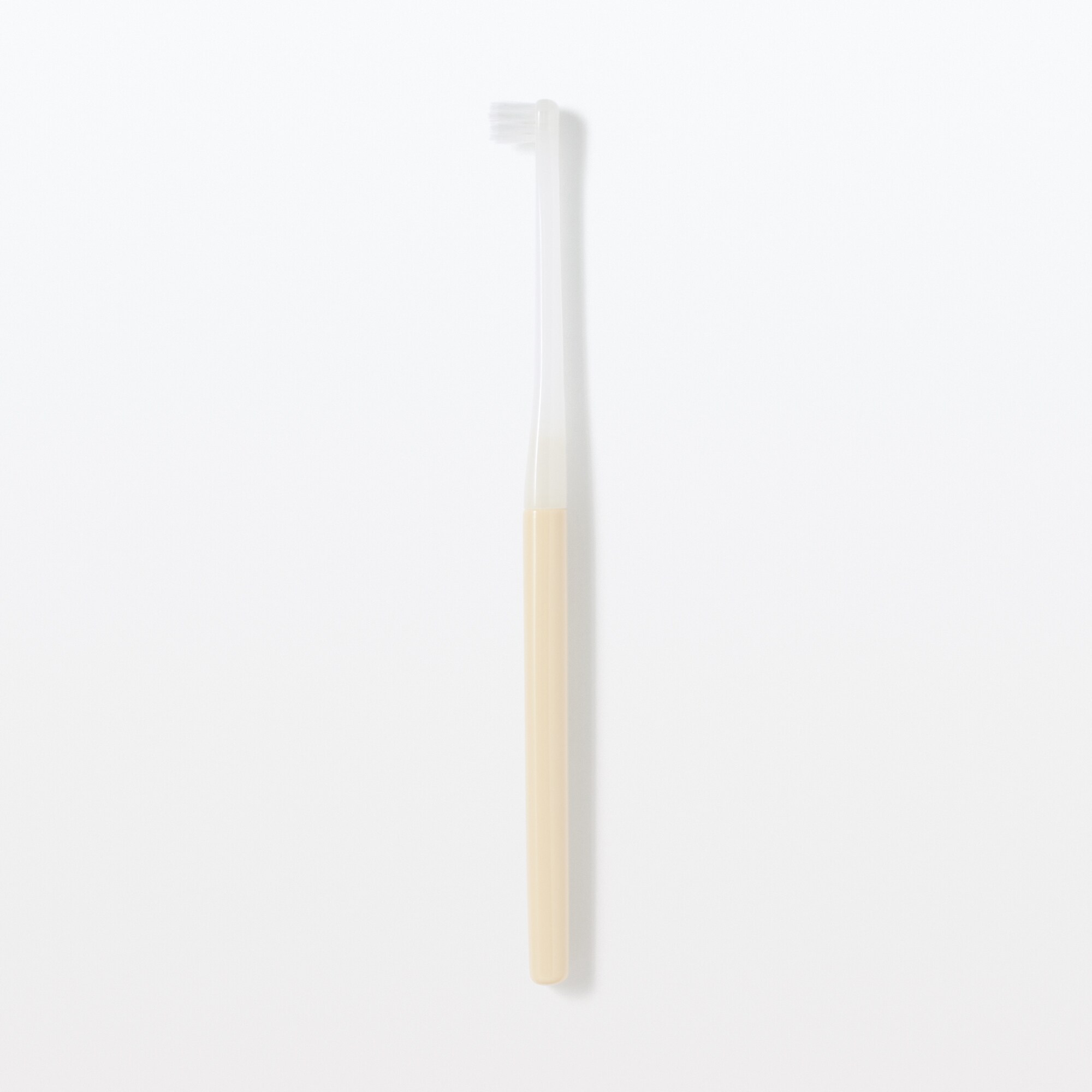 ヘッドが交換できる歯ブラシ　部分みがき用ヘッド　やわらかめ　全長１８４ｍｍ