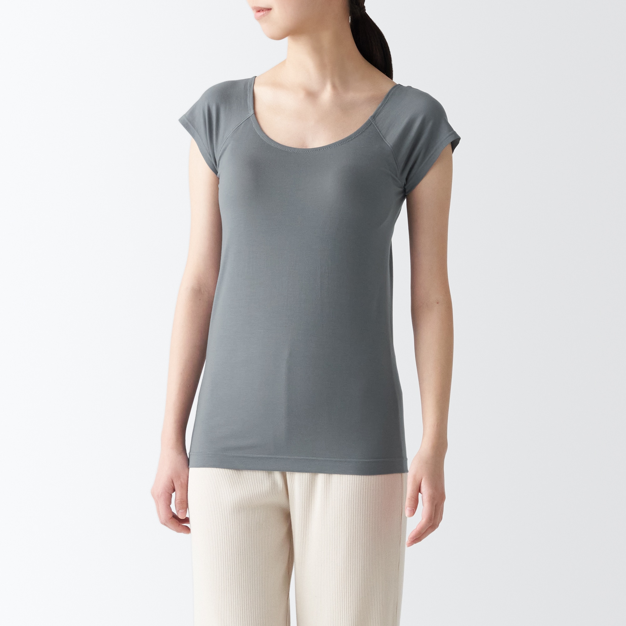 なめらかブラフレンチスリーブ