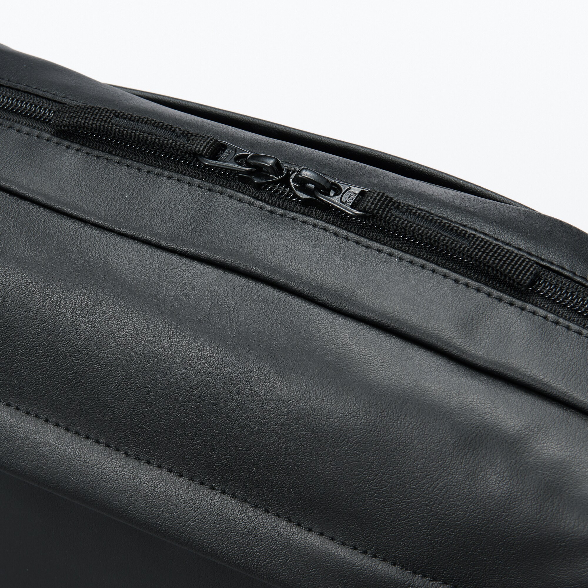 植物由来の原料を使った　ショルダーバッグ