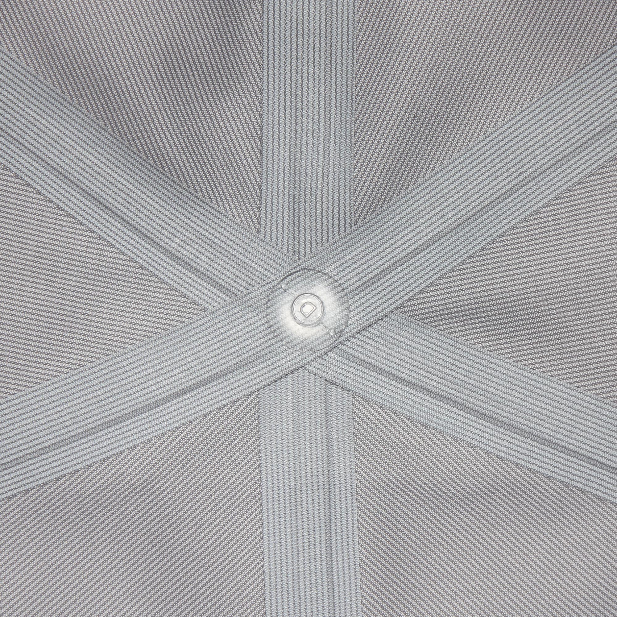 ＵＶカット　透湿撥水　防水テープ使い　キャップ