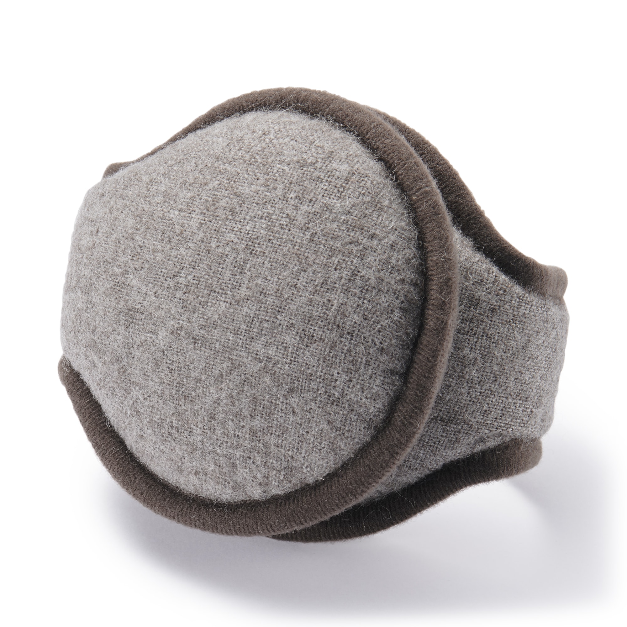 後ろから着ける　イヤーマフ　