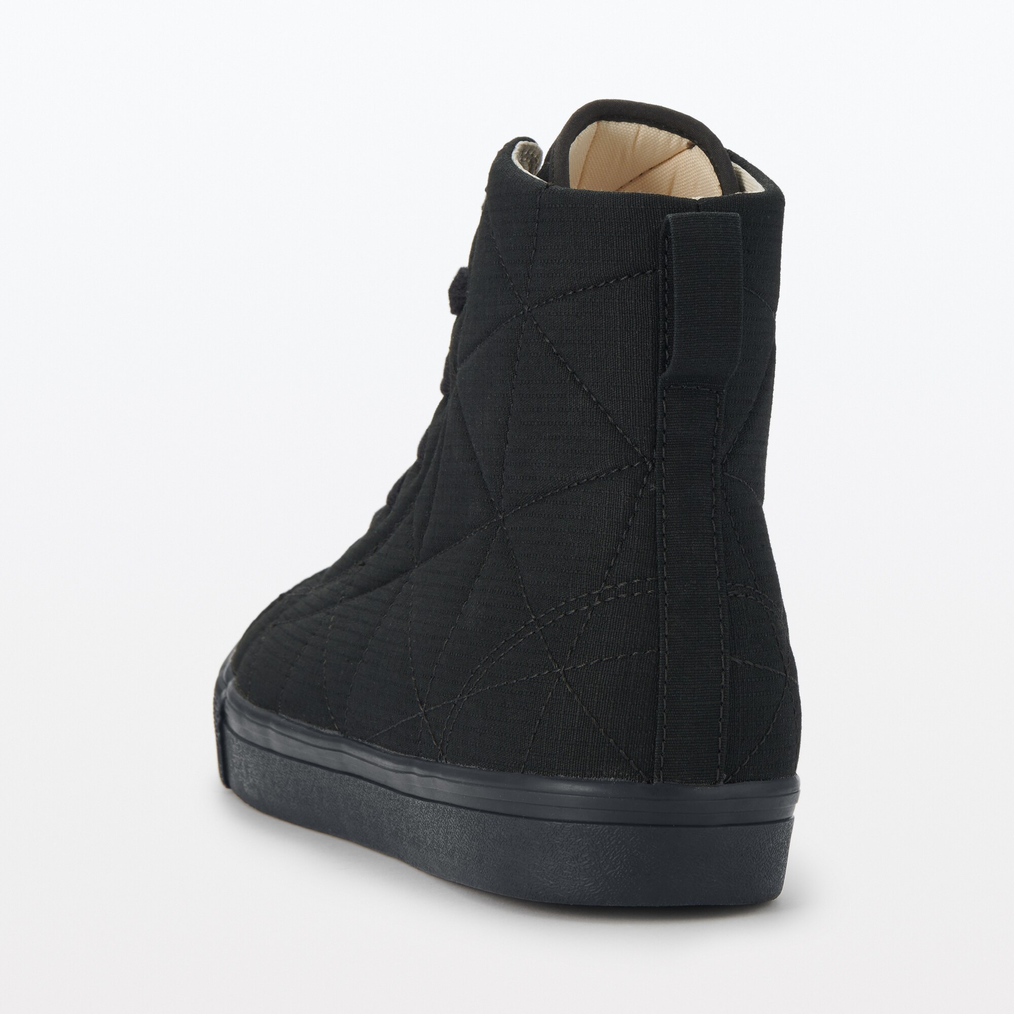 紳士　疲れにくい　撥水中わたハイカットスニーカー