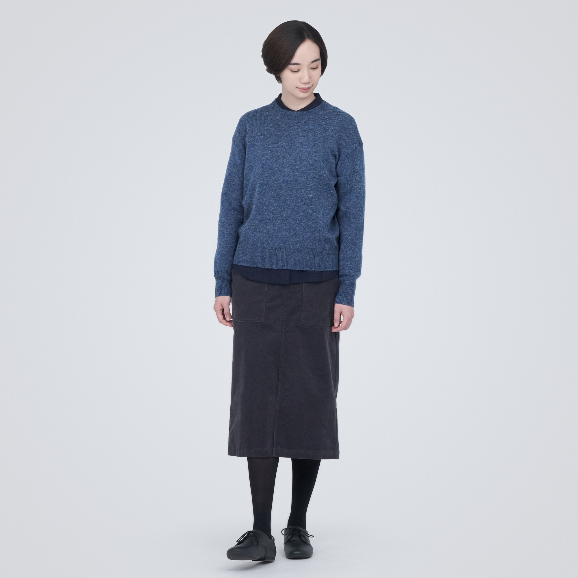 洗えるウールミドルゲージクルーネックセーター