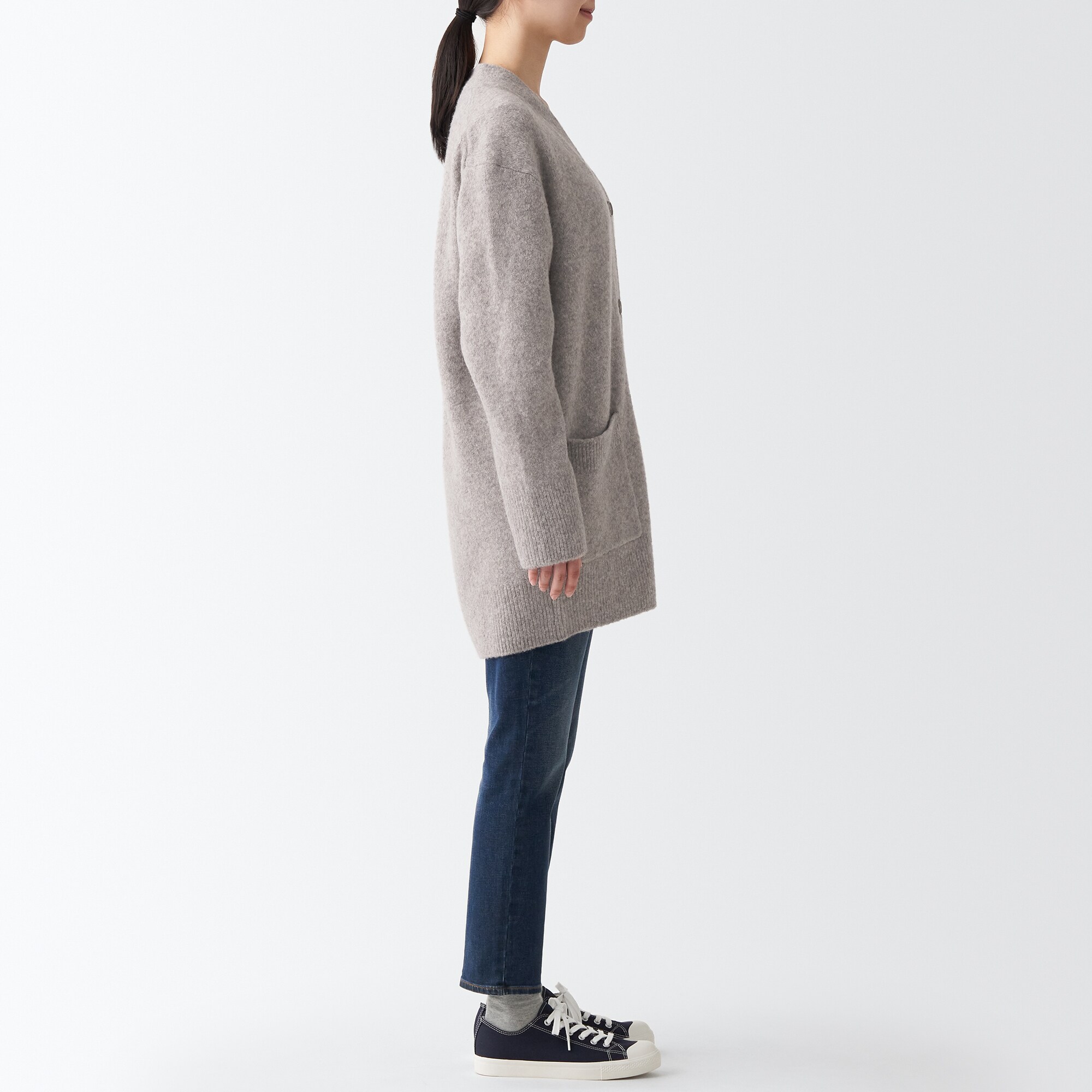 ヤク混Ｖネックカーディガン