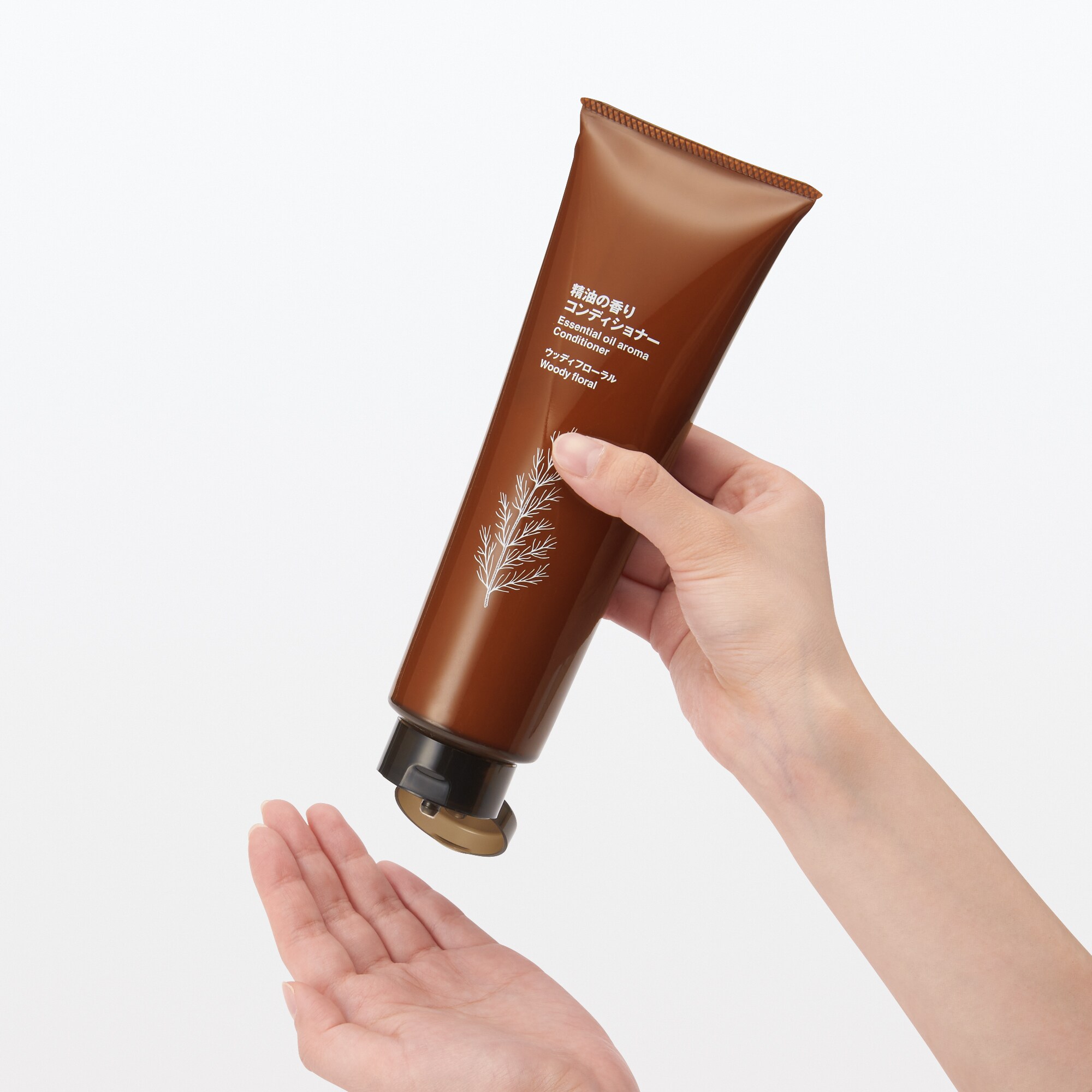 精油の香りコンディショナー　２５０ｇ　ウッディフローラル