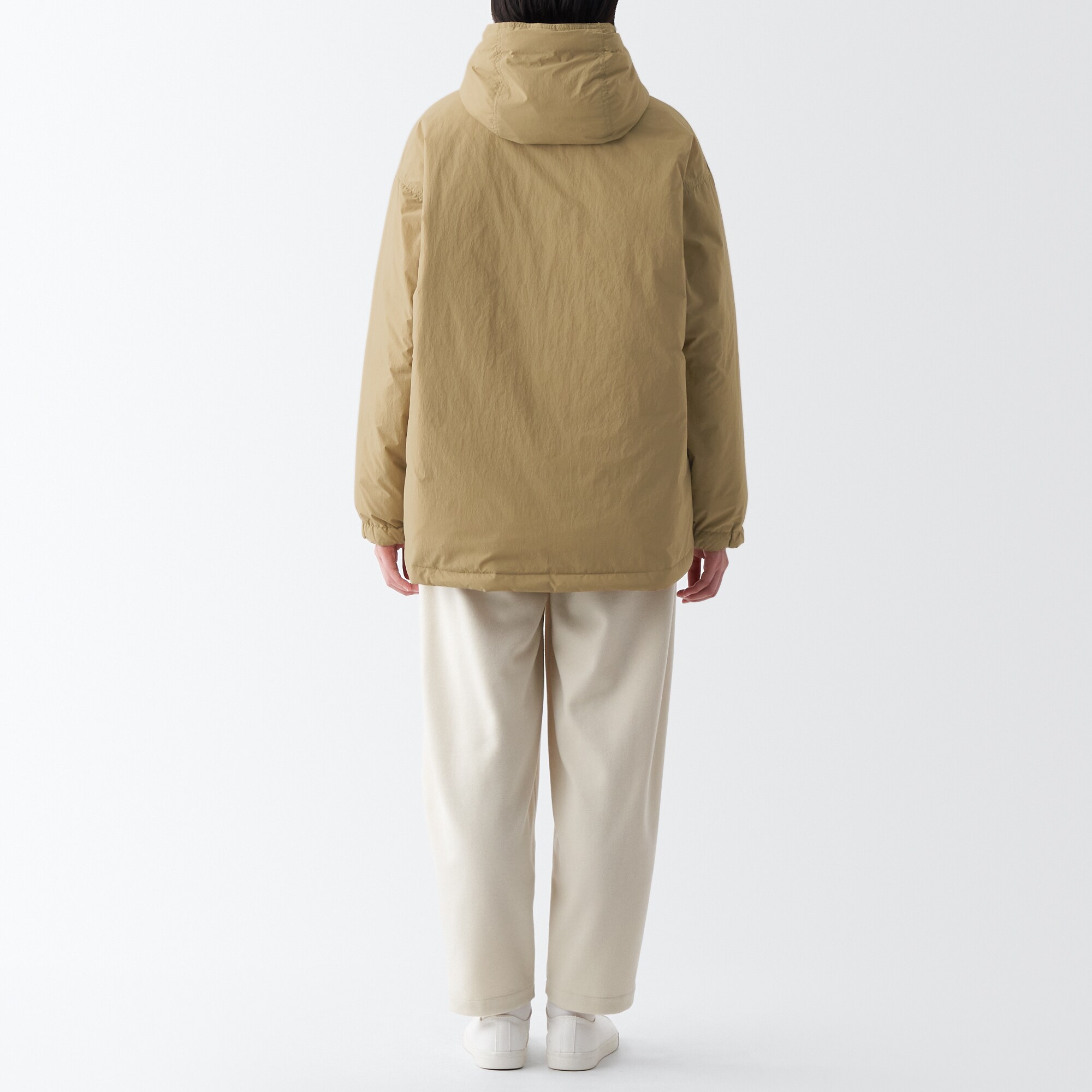 撥水フード付きダウンジャケット