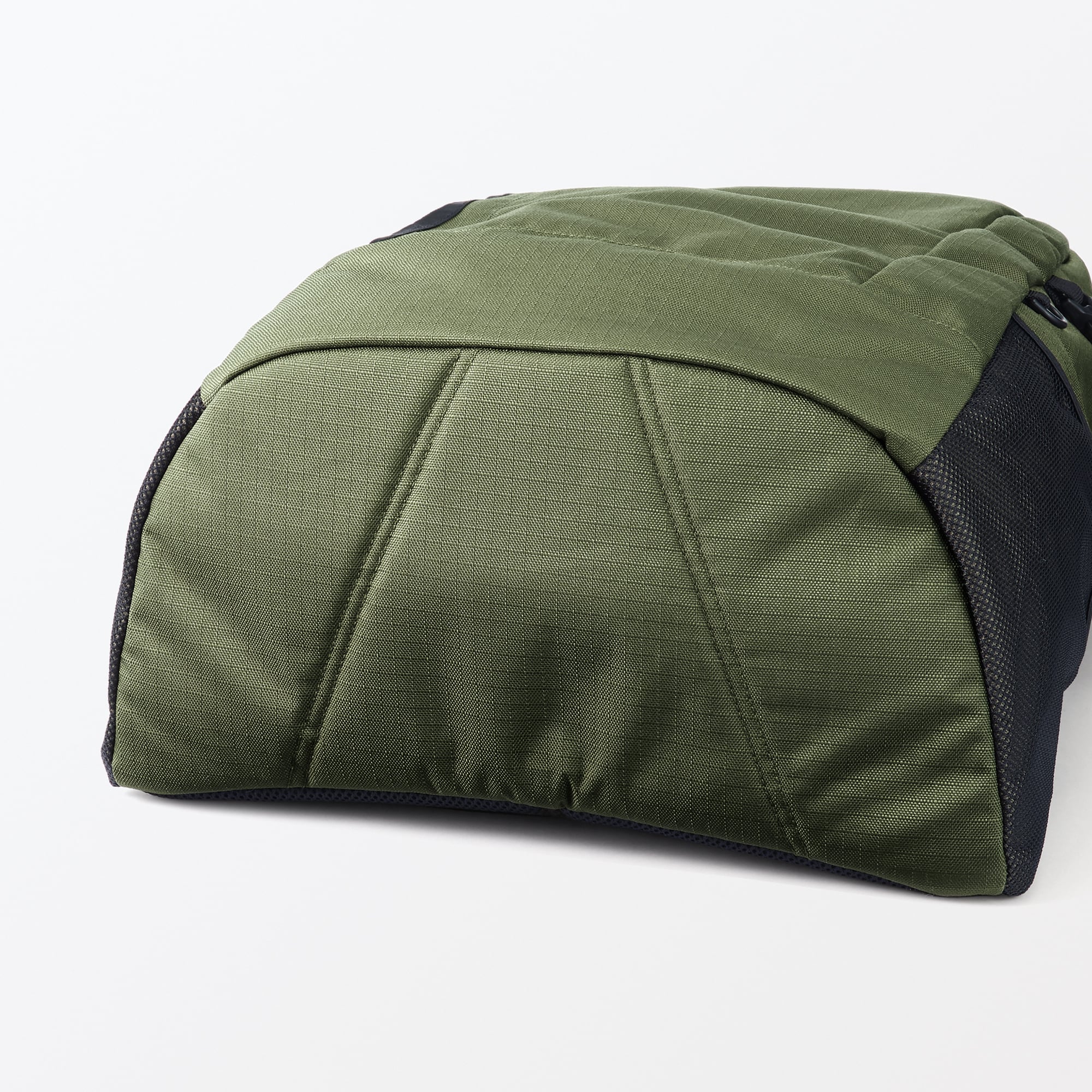 肩の負担を軽くする　撥水大容量リュックサック