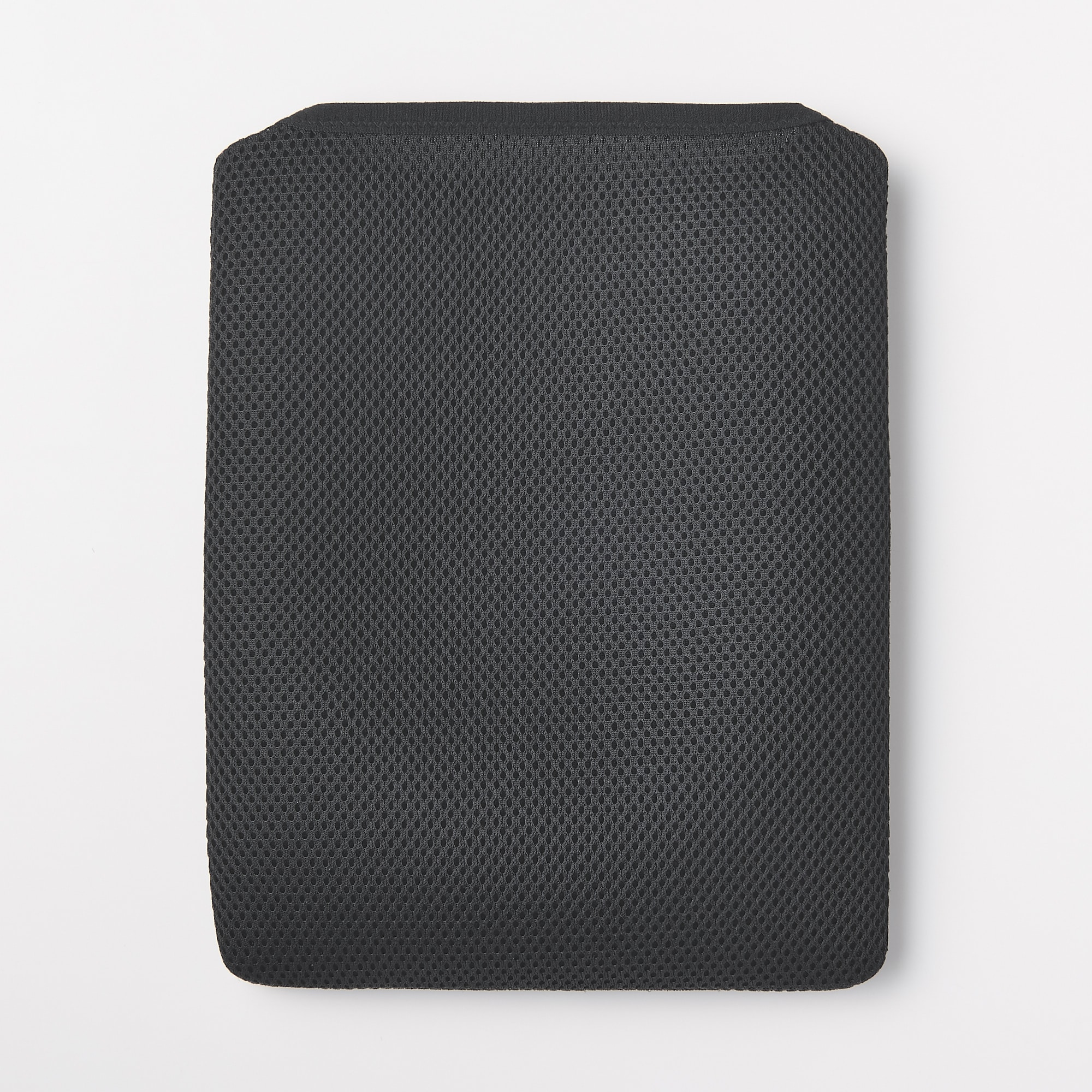 【１１型用】ポリエステルメッシュタブレットカバー　黒