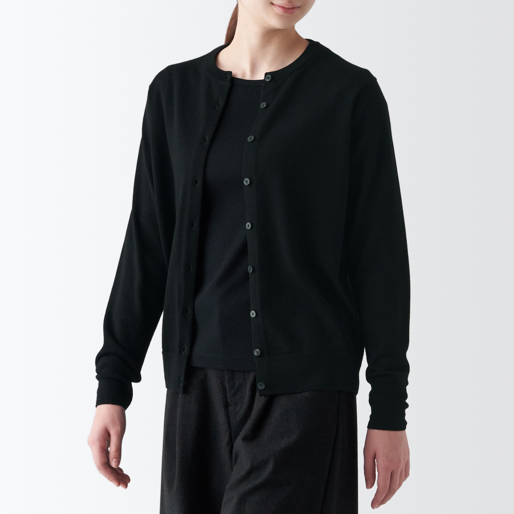 洗えるウールハイゲージクルーネックカーディガン