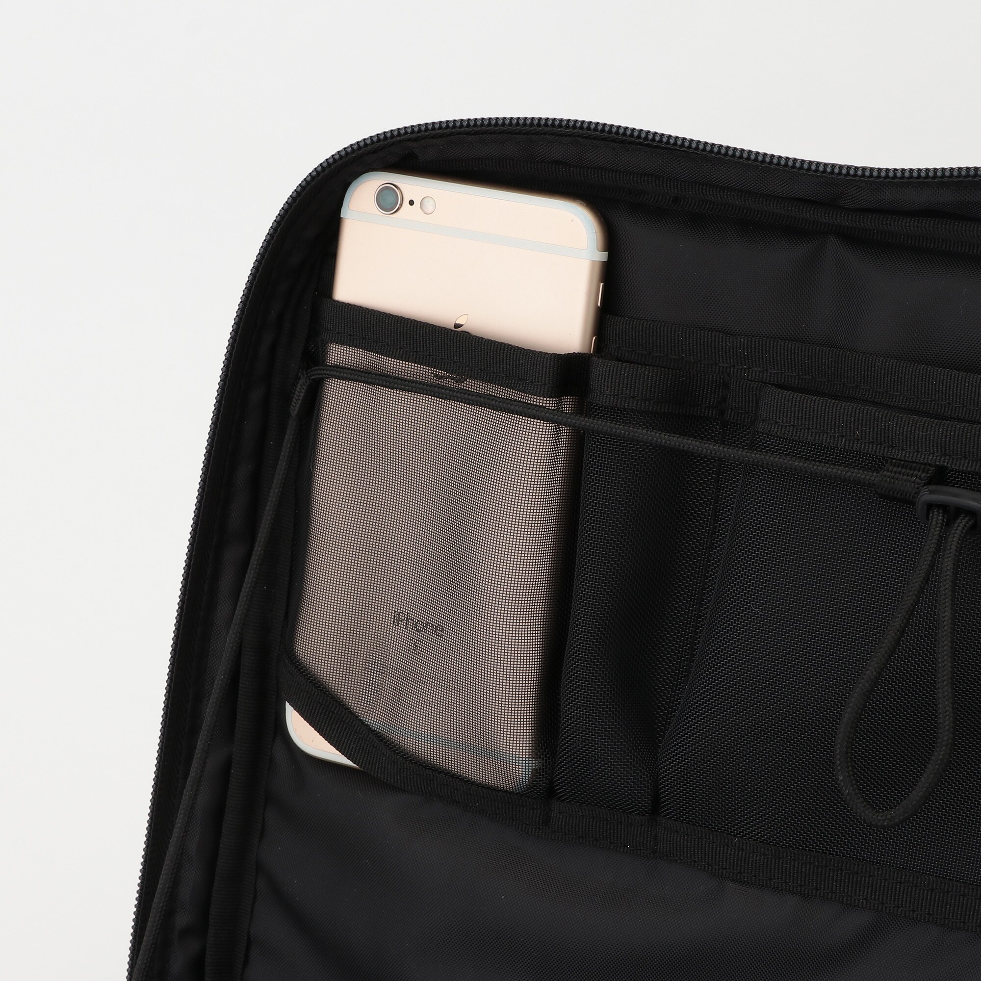 【Ａ４サイズ用】入れたまま使えるパソコンケース