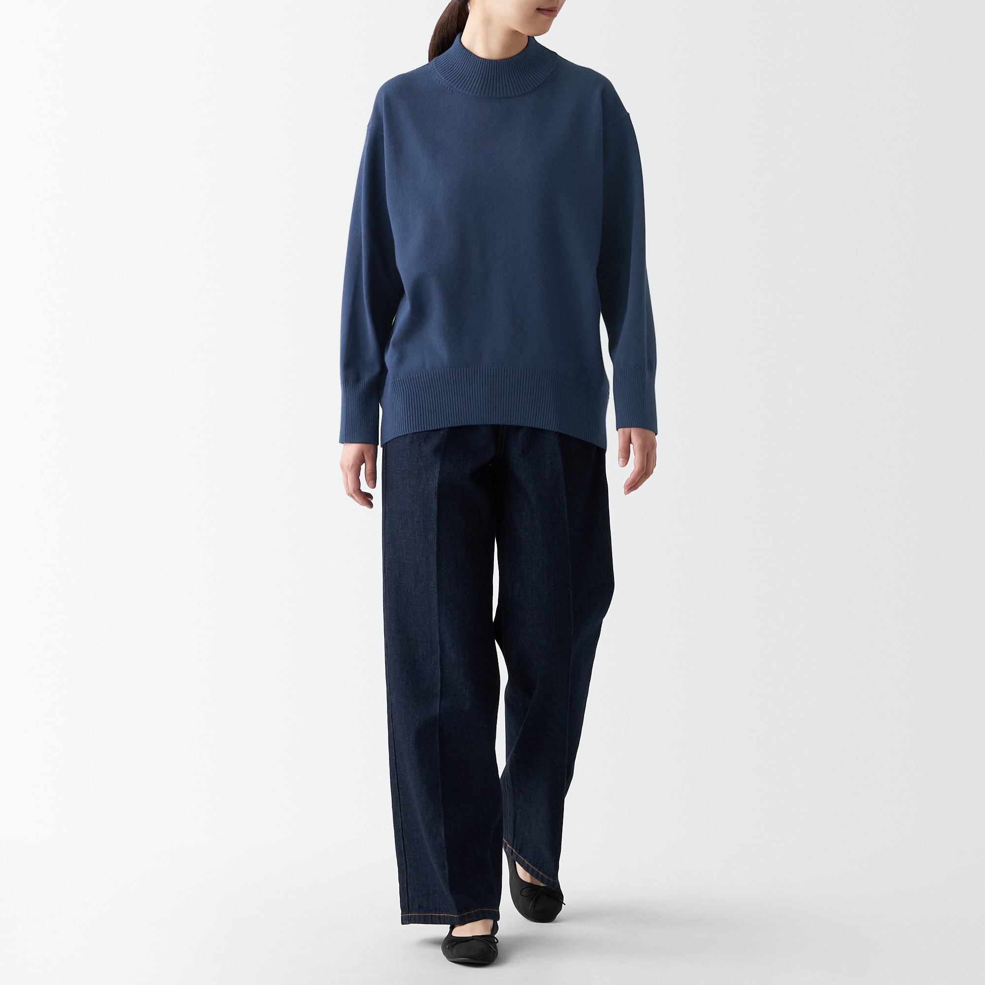 洗えるニットハイネックセーター