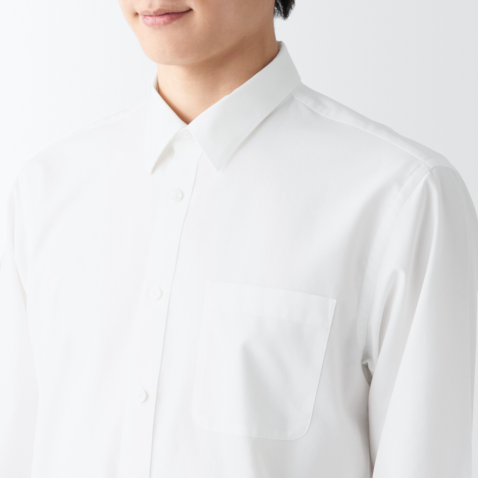 シワになりにくい長袖シャツ（数量限定）