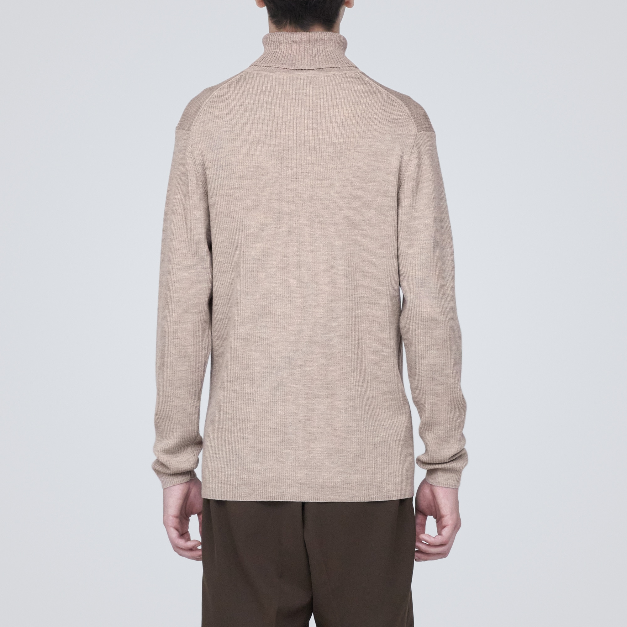 洗えるウールリブタートルネックセーター