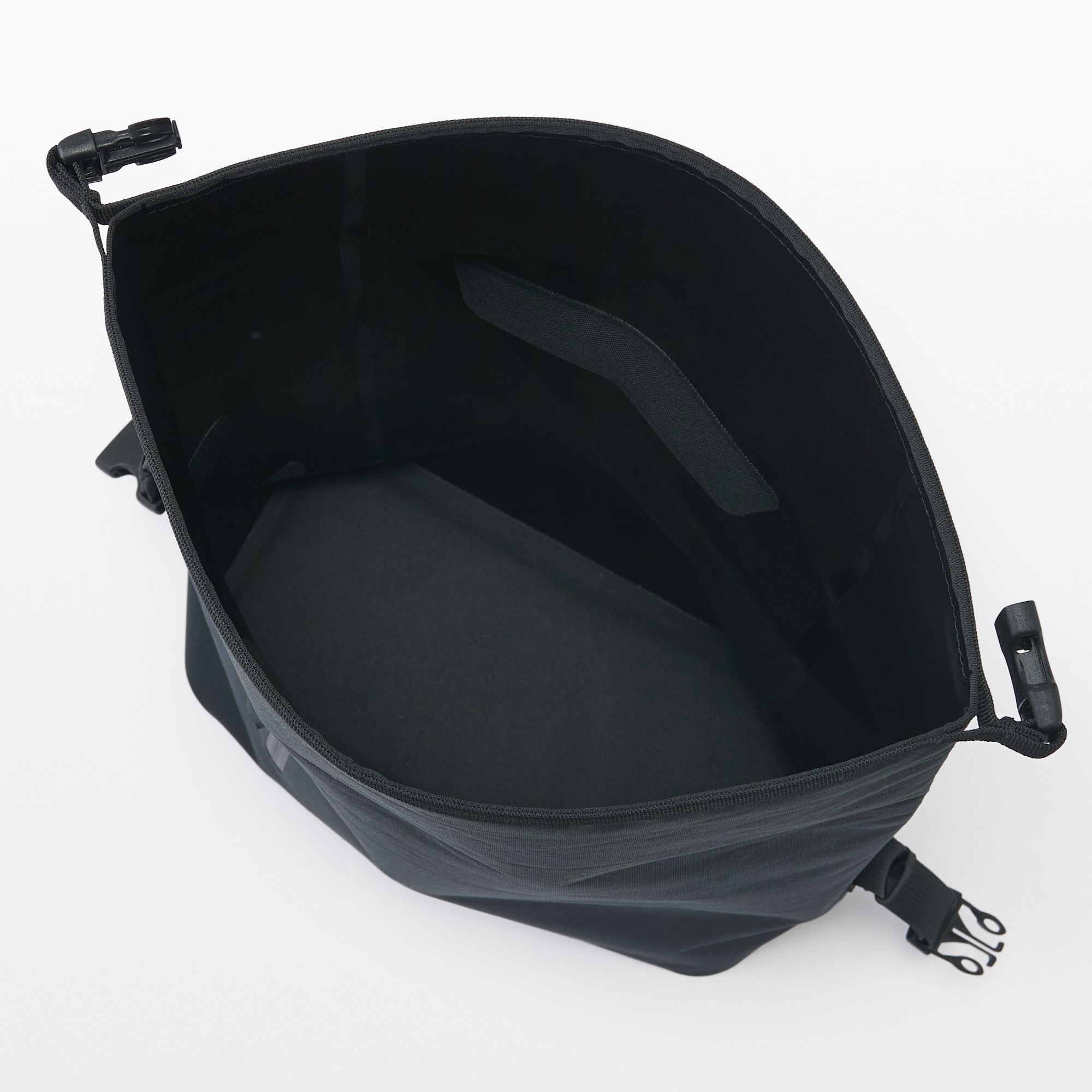 耐水生地を使ったリュックサック