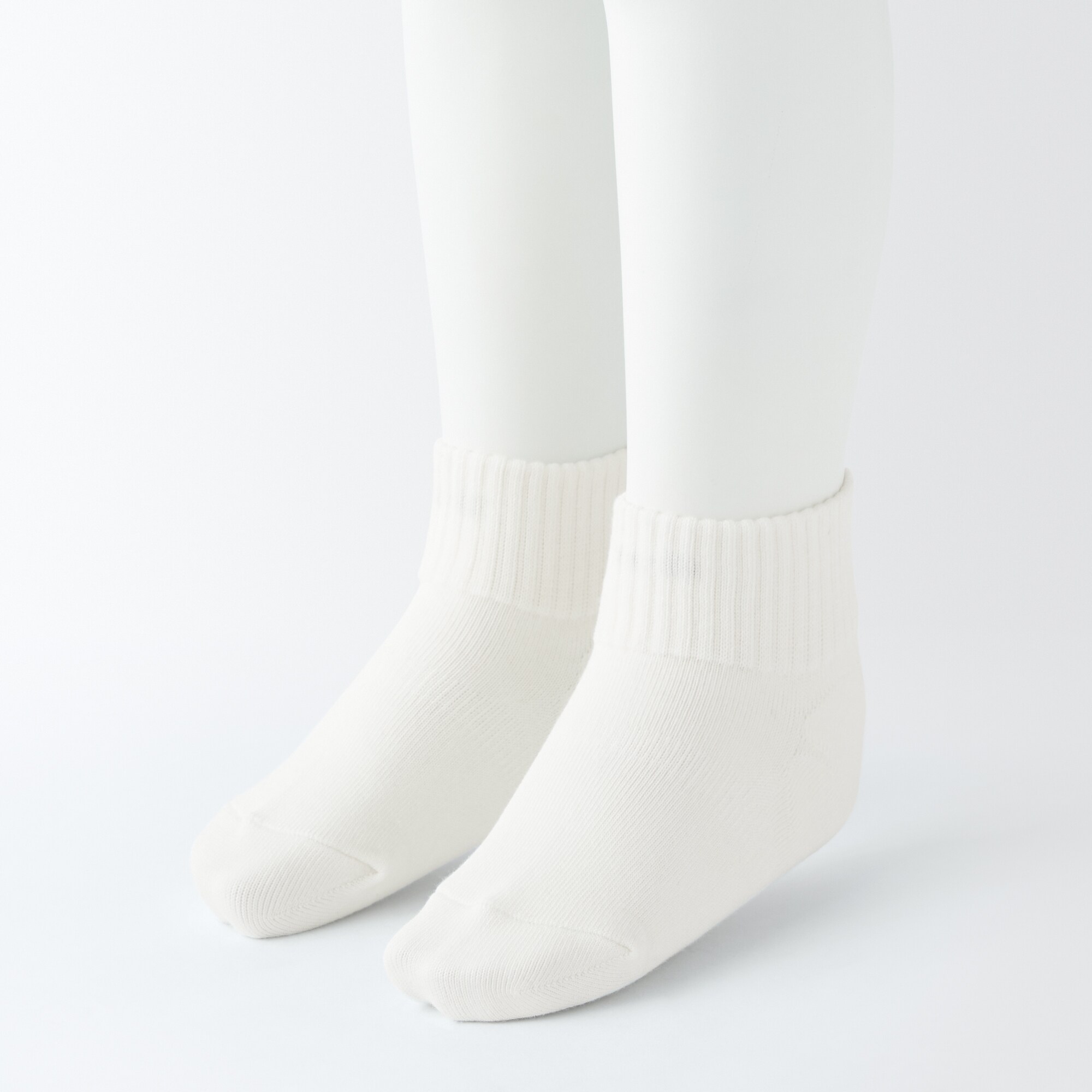 キッズ　足なり直角　ショート丈靴下