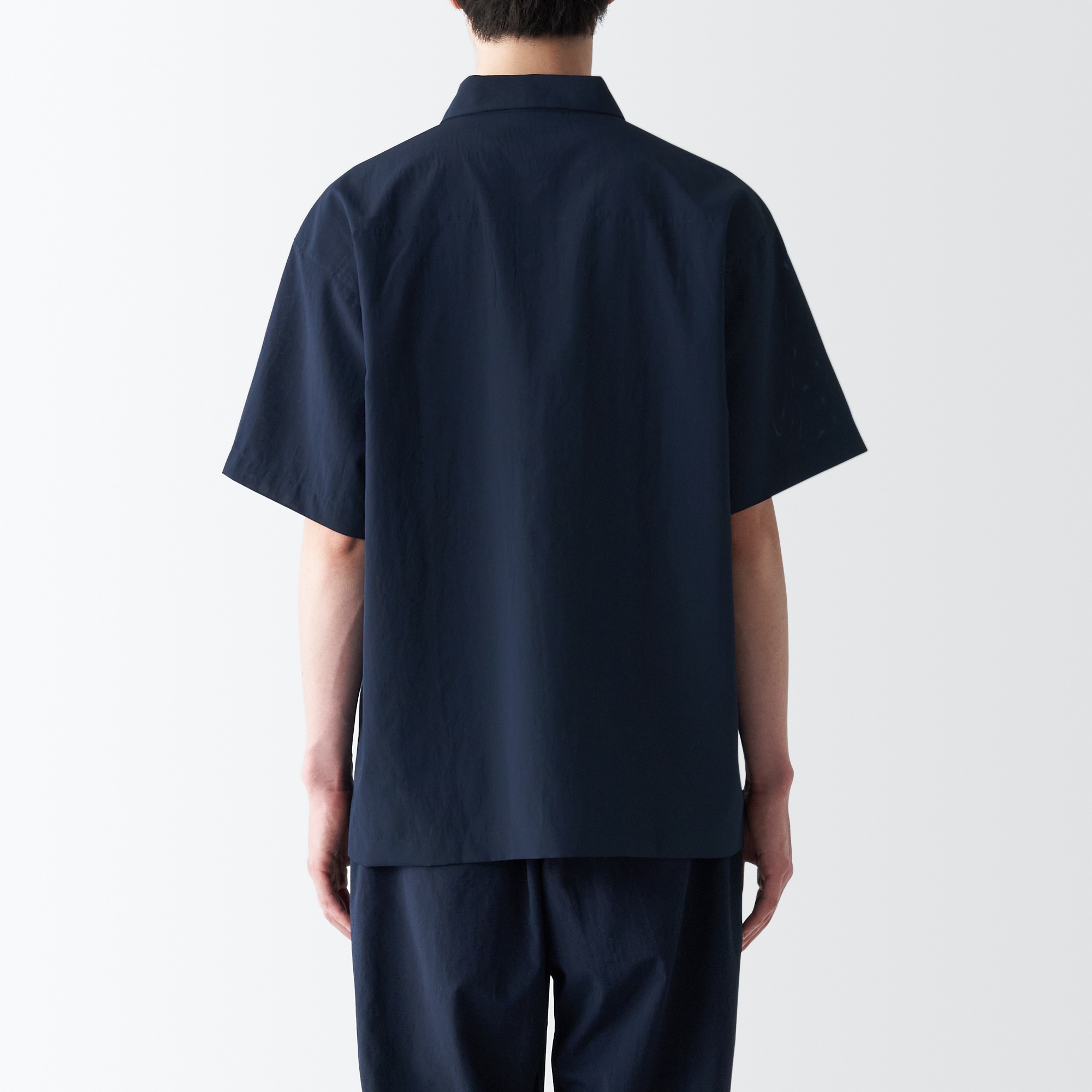 風を通すストレッチポロシャツ