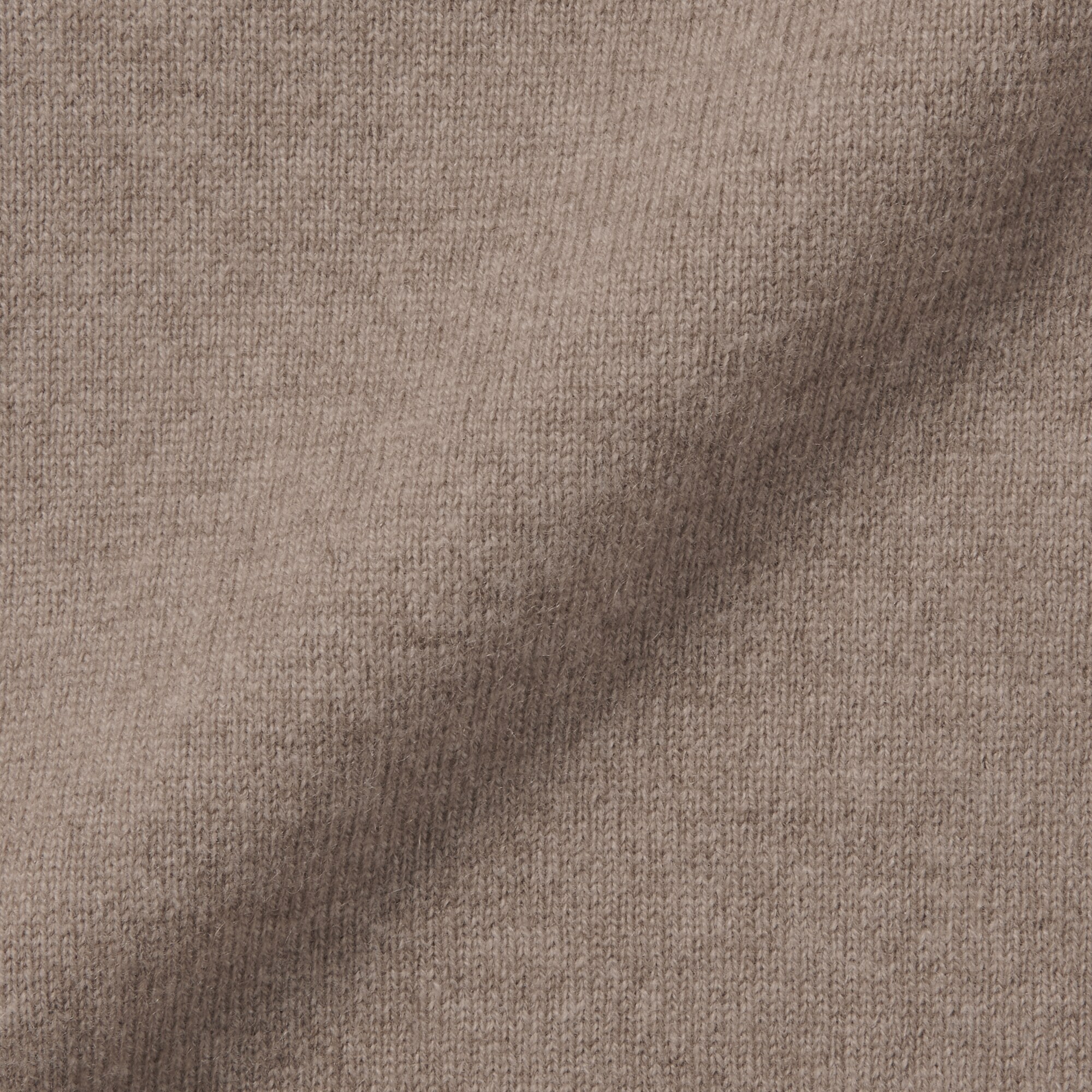 自然のまんまの色カシミヤクルーネックセーター（数量限定）