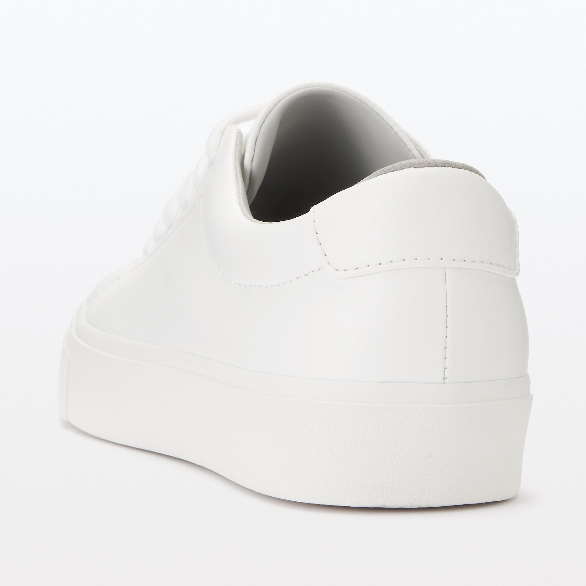 婦人　疲れにくい　再生レザースニーカー